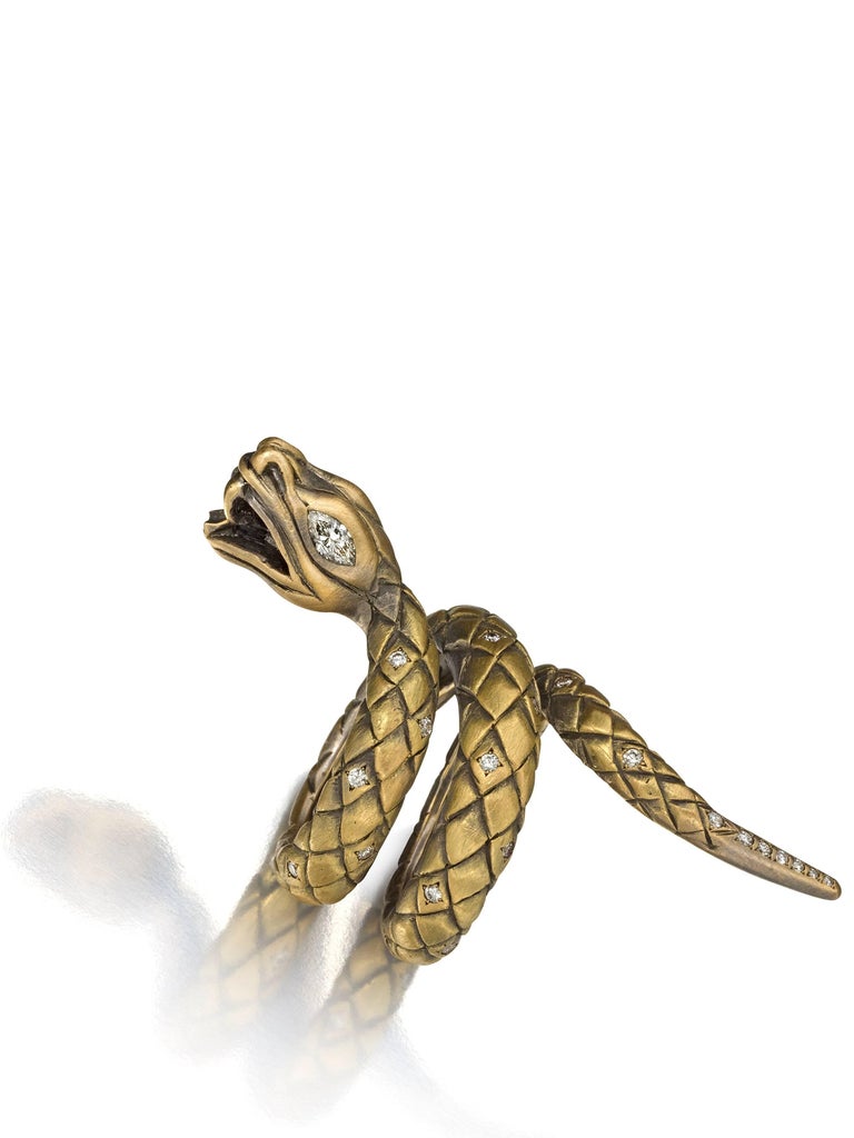 Contemporary Wendy Brandes 18K Gold Snake Ring With Diamond Accents For Sale