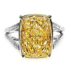 Fancy Yellow 7.67ct T.W. Diamond Ring 