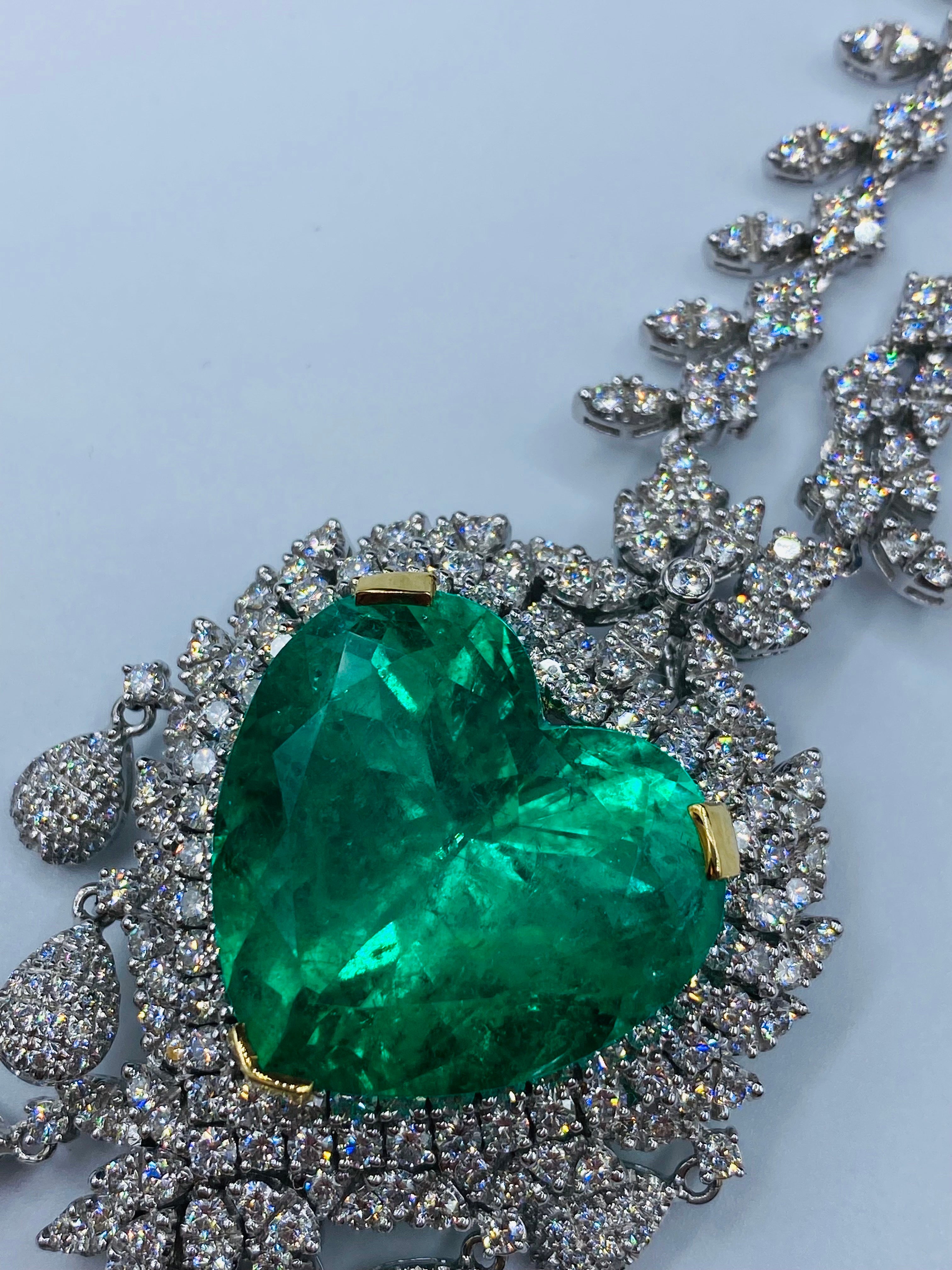 Emilio Jewelry Certified 54 Carat Vivid Green Colombian Emerald Heart Necklace