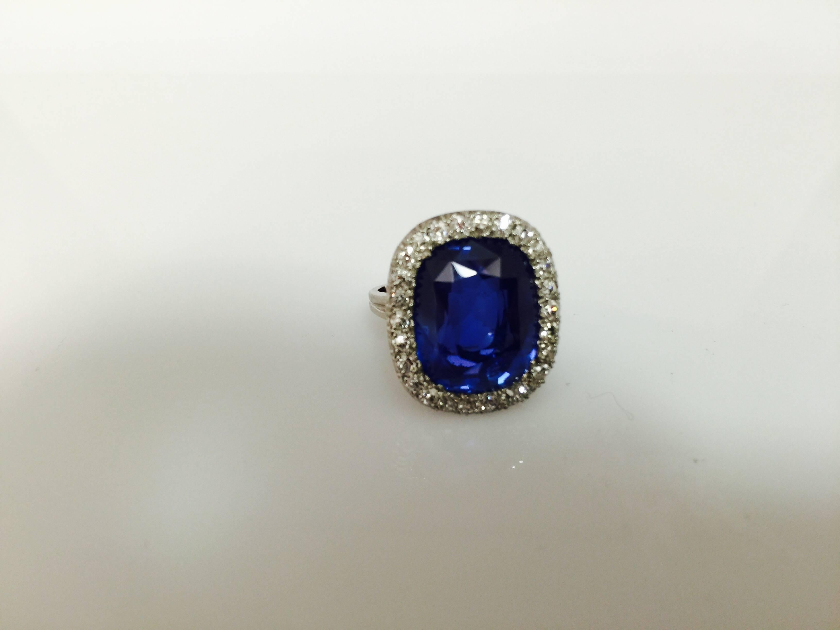 15.02 Carat GIA Certified Unheated Burmese Sapphire Gold Ring  In Excellent Condition In New York, NY