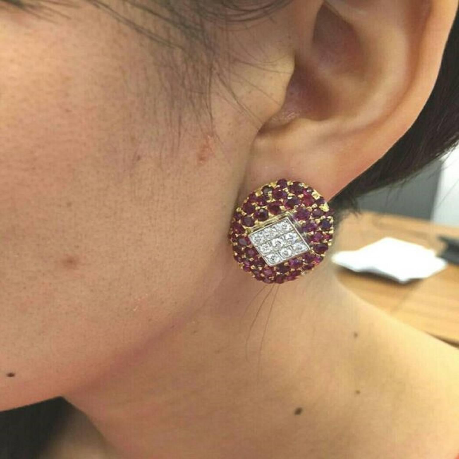 Burmese Ruby Diamond Gold Fancy Earrings In New Condition In New York, NY