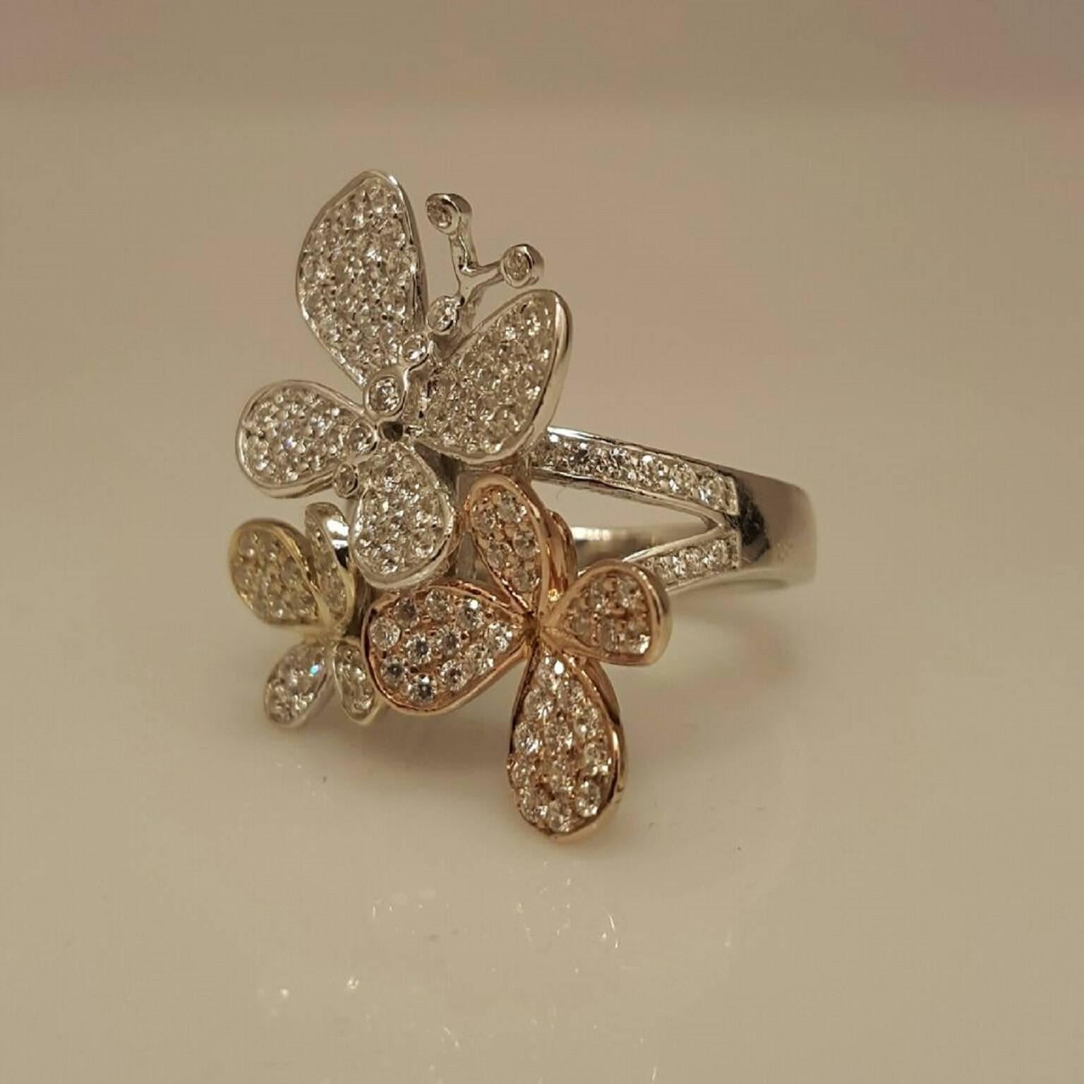 Diamond Gold Butterfly Ring In New Condition In New York, NY