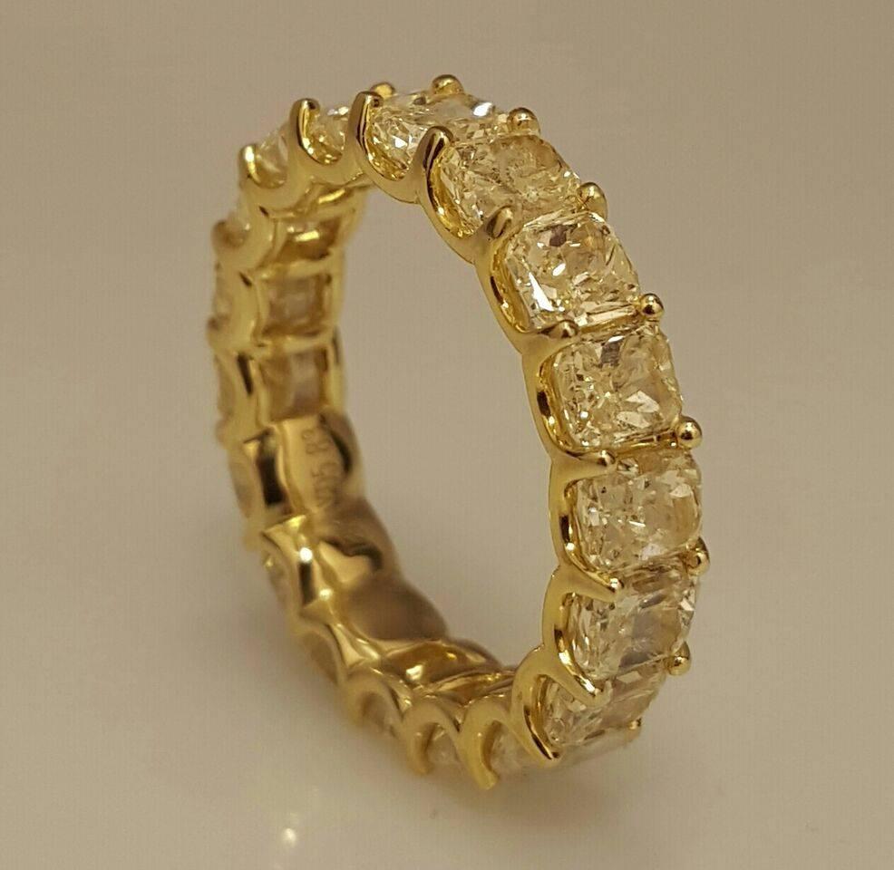 Ausgefallener lebendiger strahlender gelber Diamant Gold Eternity Band Ring 3