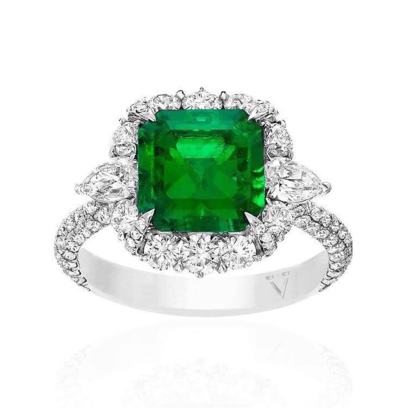 Magnificent 4.57 Carat Colombian Emerald  Diamond Ring 