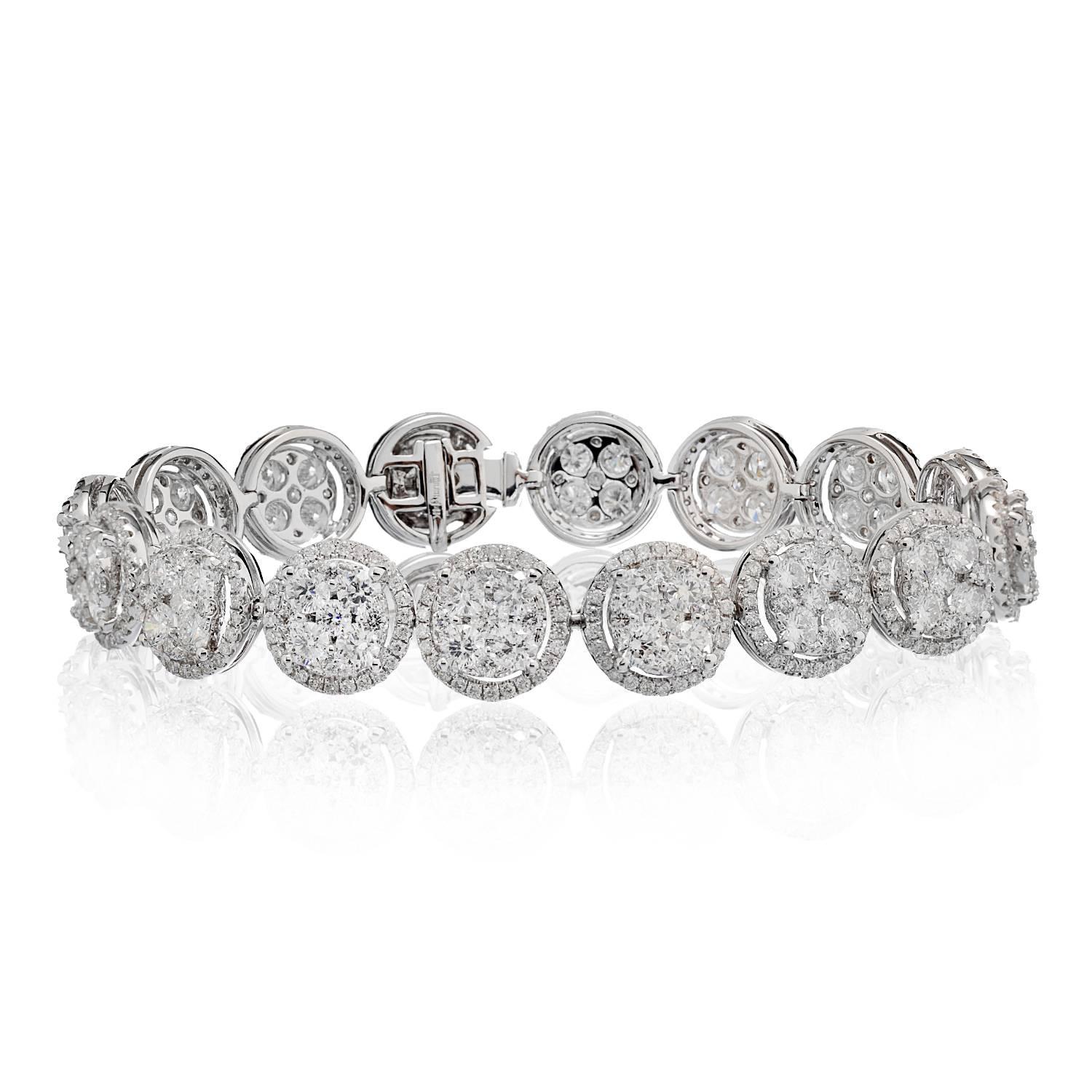 Illusion Diamond Gold Bracelet In New Condition In New York, NY