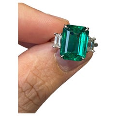 Emilio Jewelry Certified 7.45 Carat Vivid Green Emerald Ring