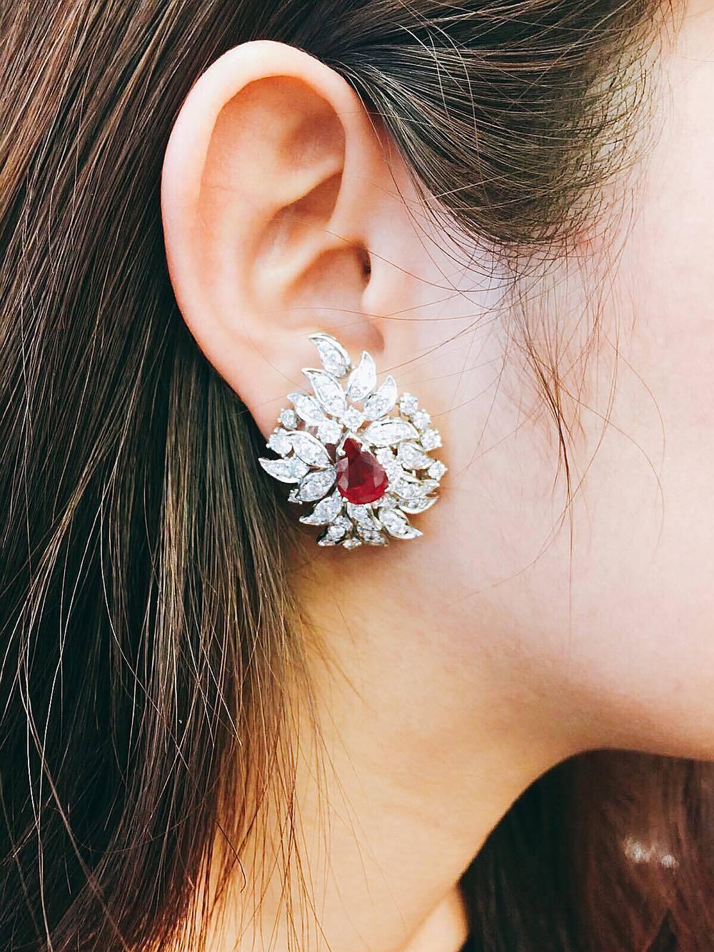 13.42 Carat Clip on Handmade Ruby Diamond Platinum Earrings In New Condition In New York, NY