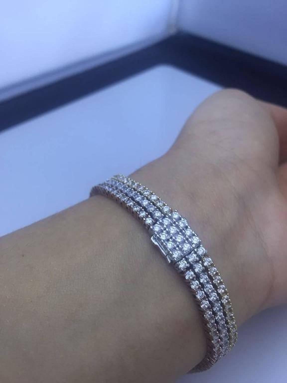 Modern Emilio Jewelry 9.50 Carat Graduating Three-Row Diamond Endless Bracelet