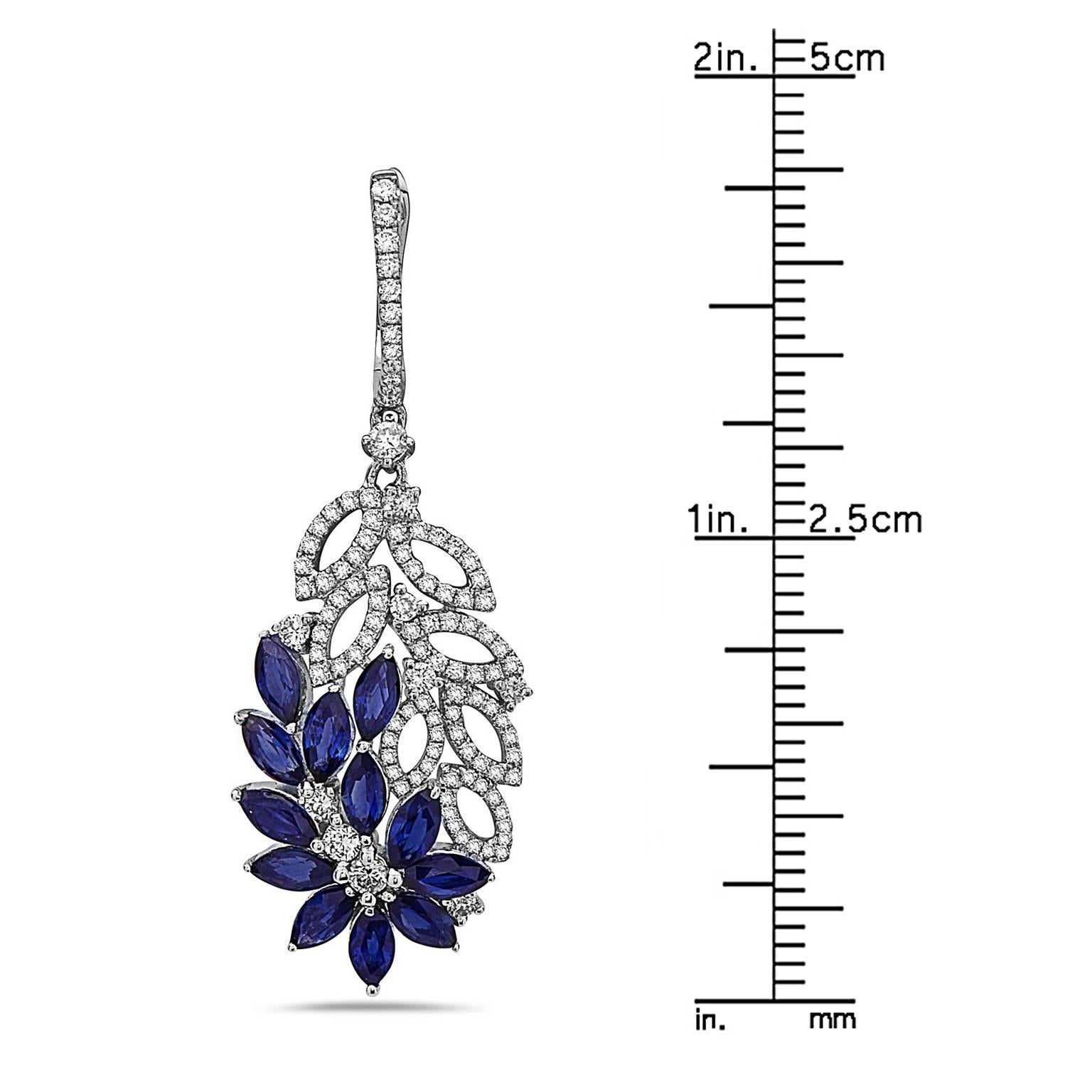 Modern Emilio Jewelry Flower Dangle Earrings