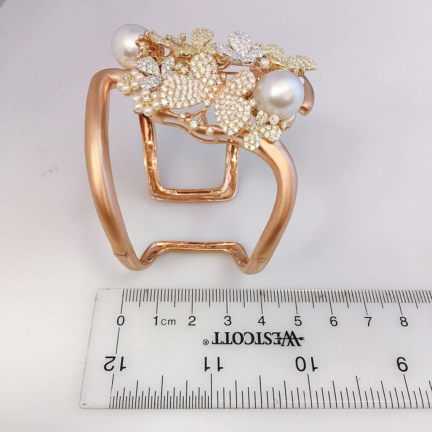 Women's Emilio Jewelry Wide Butterfly Pearl Diamond Cuff Set in 18 Karat Rose Gold
