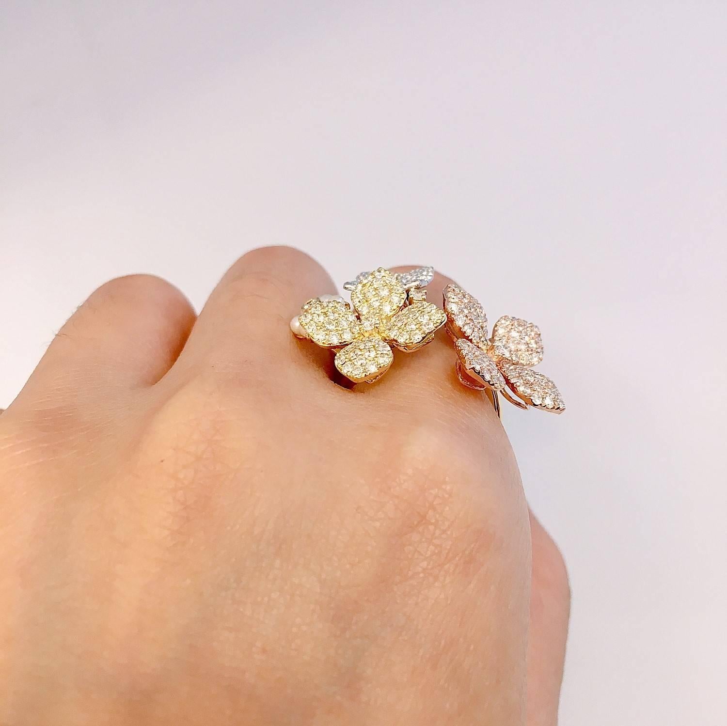 Emilio Jewelry Flower Diamond Ring In New Condition In New York, NY