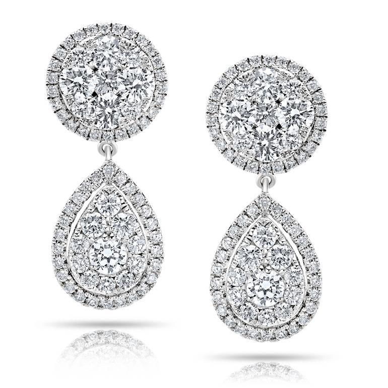 Peso totale approssimativo: 3,55CT
Colore del diamante: incolore
Chiarezza del diamante: Vs-si
metallo: 14k:  Questi orecchini sono realizzati a mano nell'Atelier Emilio Jewelry di New York. Abbiamo creato un'illusione speciale raggruppando i