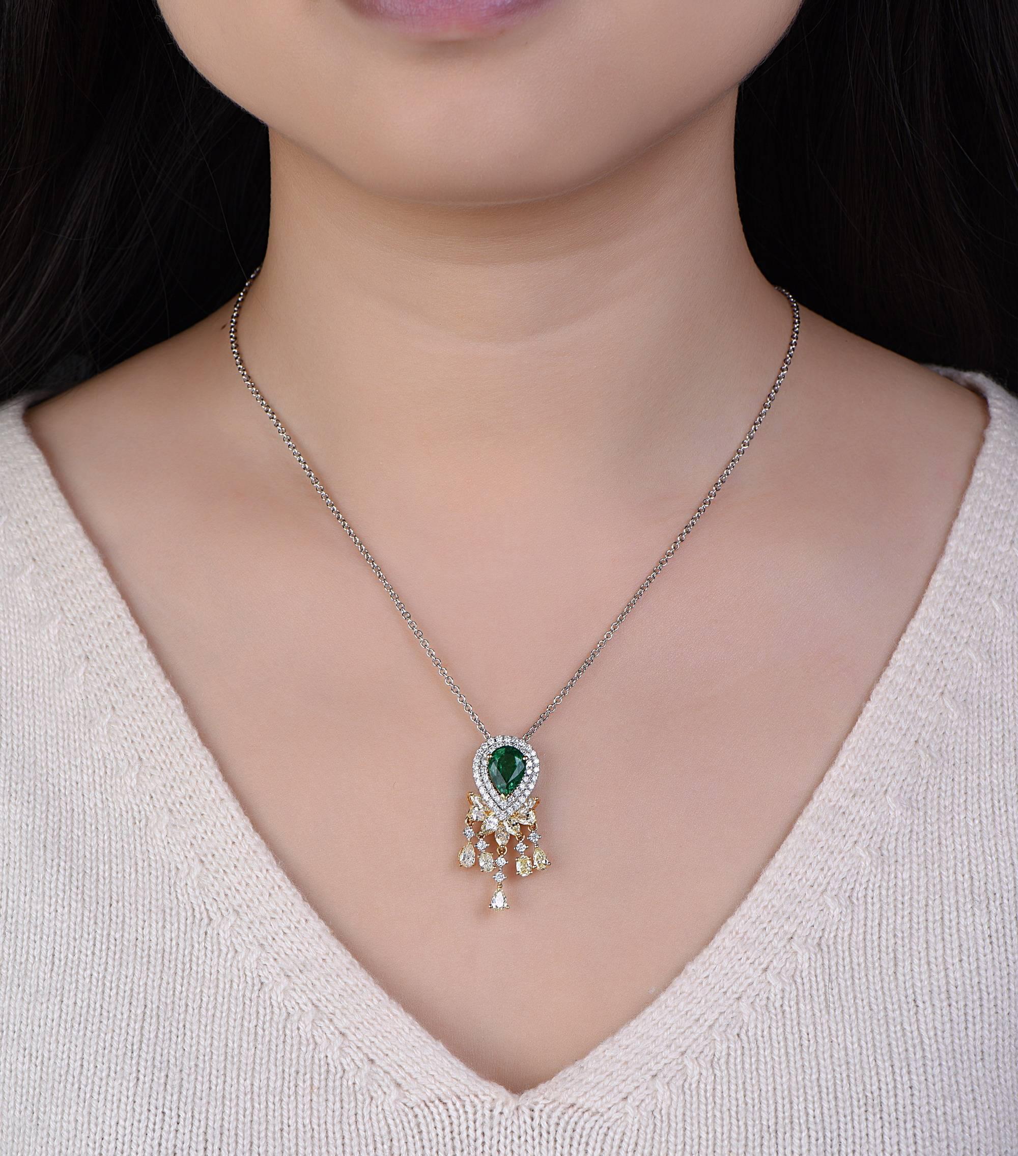 Modern Emilio Jewelry 4.53 Carat Pear Shape Emerald Yellow Diamond Necklace