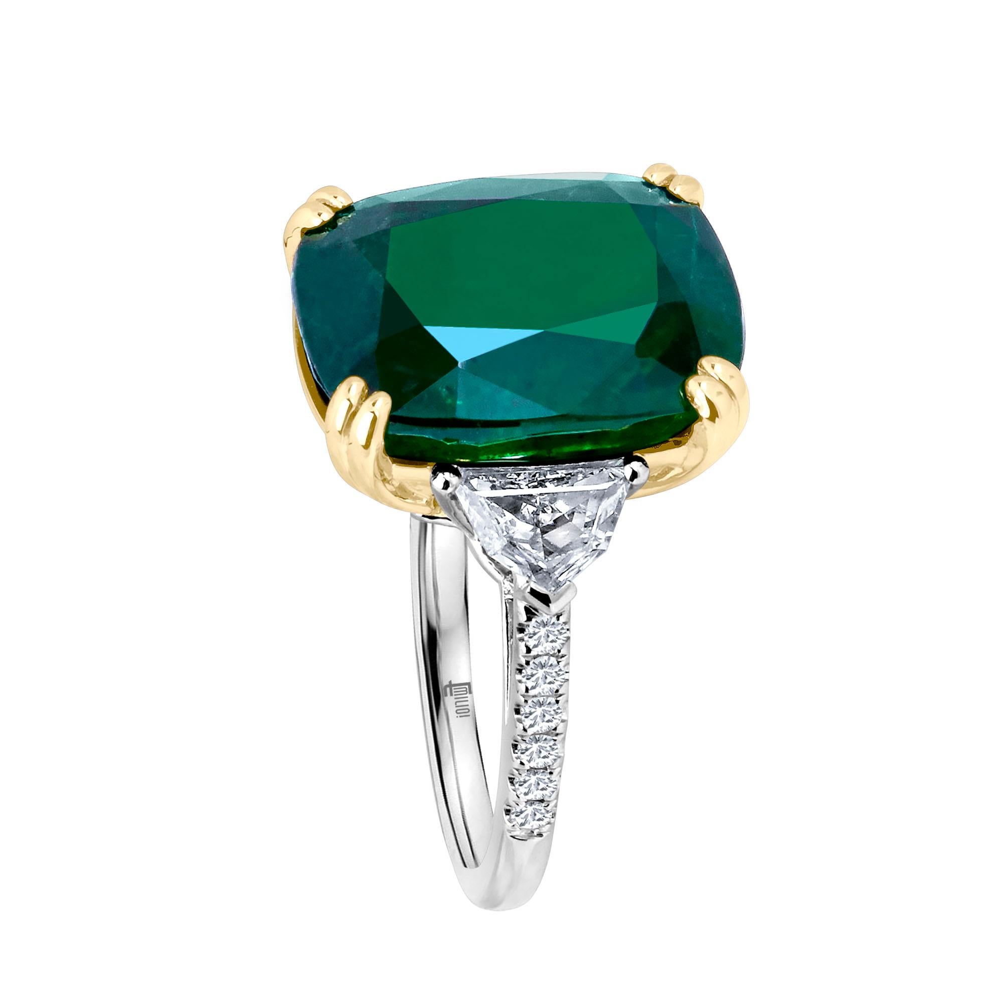 Women's Emilio Jewelry 12.27 Carat Certified Genuine Emerald Diamond Ring For Sale