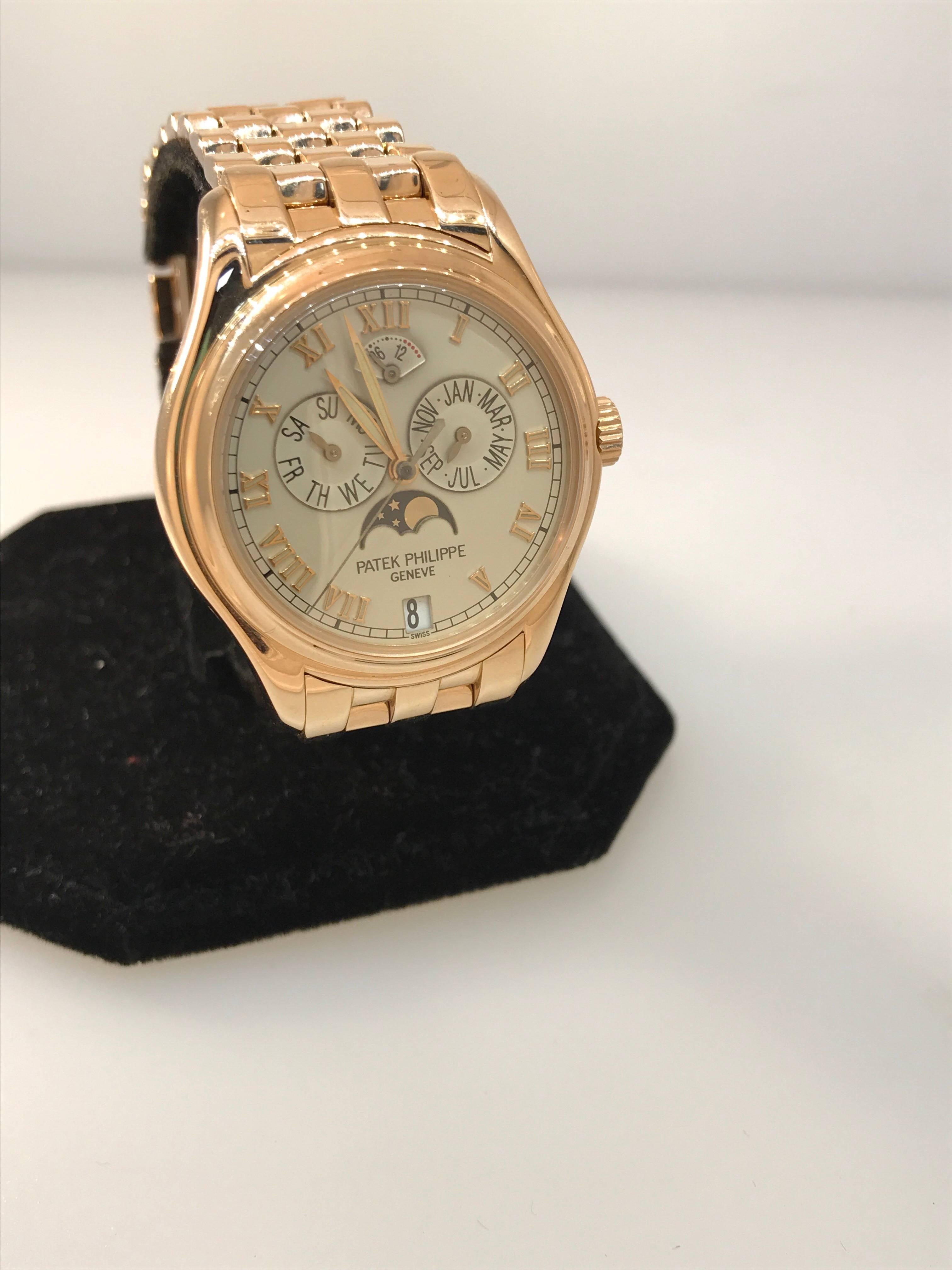 Patek Philippe rose gold Annual Calendar Bracelet Wristwatch Ref 5036/1R In Excellent Condition For Sale In New York, NY