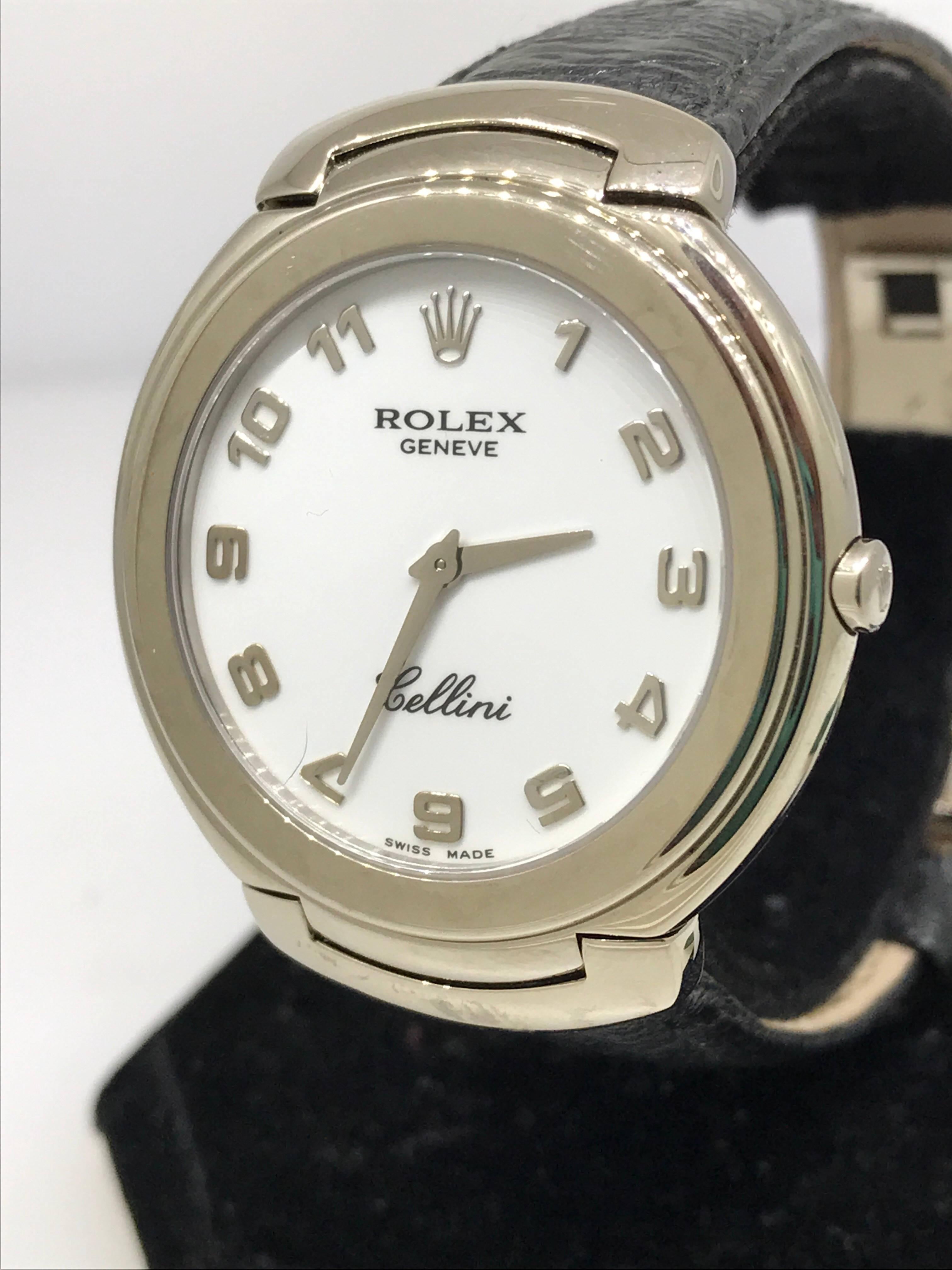 Rolex Cellini Men's watch

Model Number: 6623/9

100% Authentic

Brand New

Comes with original Rolex box, warranty card and instruction manual

18 Karat White Gold

White dial

Arabic Numeral Hour Markers

Case Size: 36mm

Quartz Movement

Black