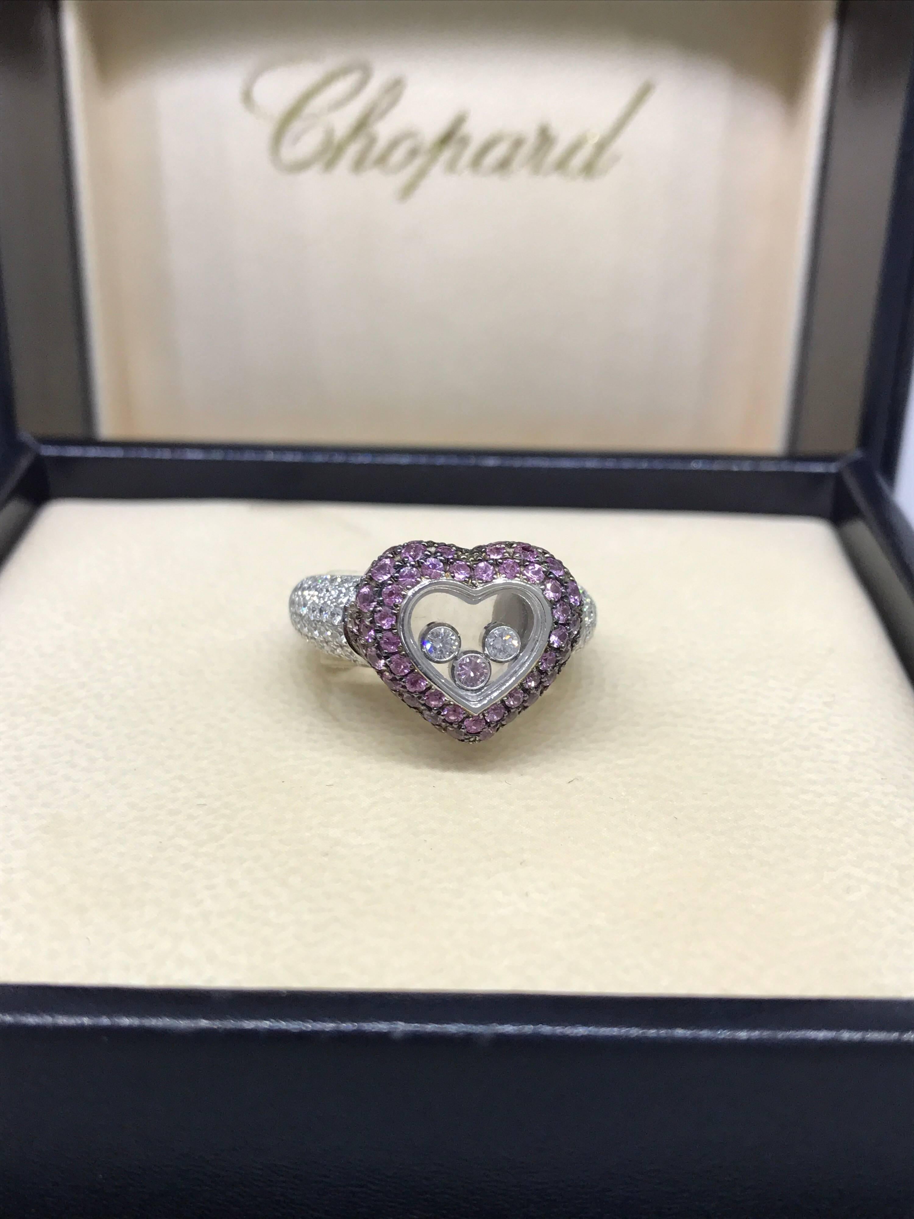 Chopard Happy Diamonds heart Shape Ring

Model Number: 82/4315/11-20

100% Authentic

Brand new

Comes with original Chopard box, certificate of authenticity and warranty, and jewels manual

18 Karat White Gold

76 Diamonds on the band (.68