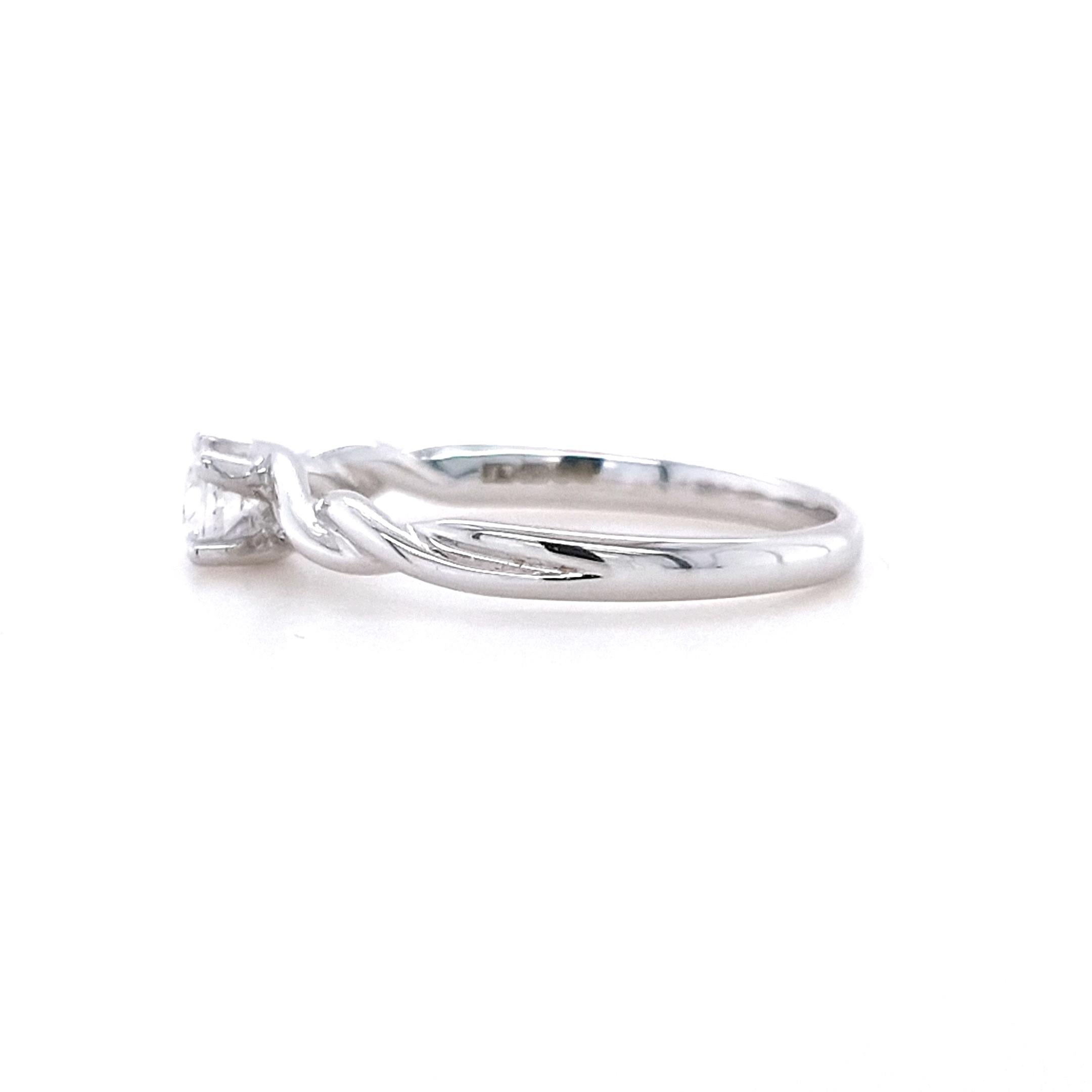 Fei Liu Anillo de compromiso Aurora de oro de 18 quilates con diamantes de 0,25 ct - Talla K1/2 Contemporáneo en venta