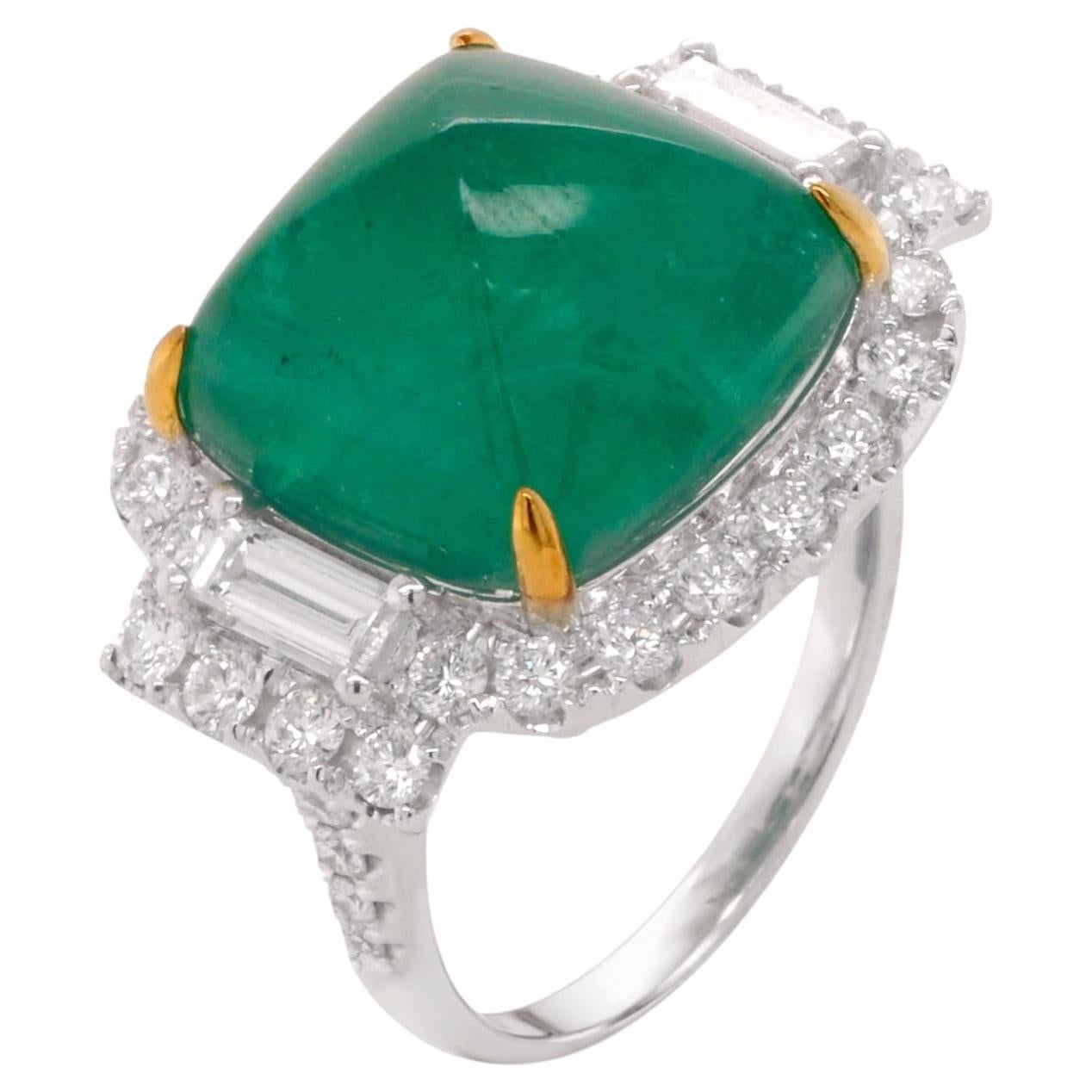 Anillo de cóctel de platino con esmeralda «Sugarloaf» de 13,68 ct y diamantes - Fei Liu en venta