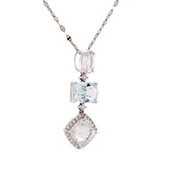 4,28 Karat Aquamarin- und Diamant-Halskette mit Anhänger aus Platin – Fei Liu