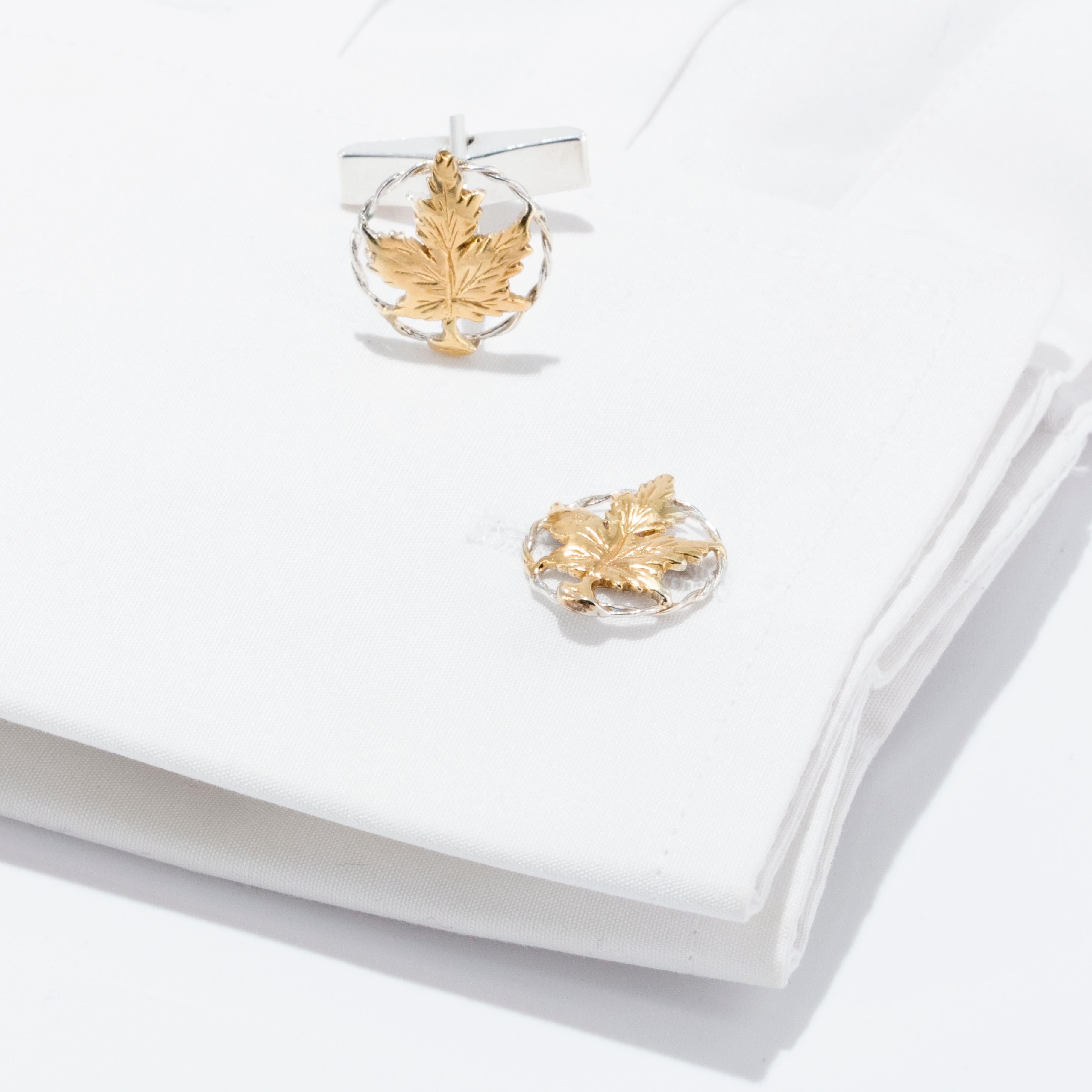 Stunning Maple Leaf cufflinks in 18 karat Gold on Sterling Silver, for the proud Canadian gentleman.

As befits this classic Maple Leaf cufflinks, a thick layer of 18k Gold has been used to draw out the details of this beautiful design. The Gold and
