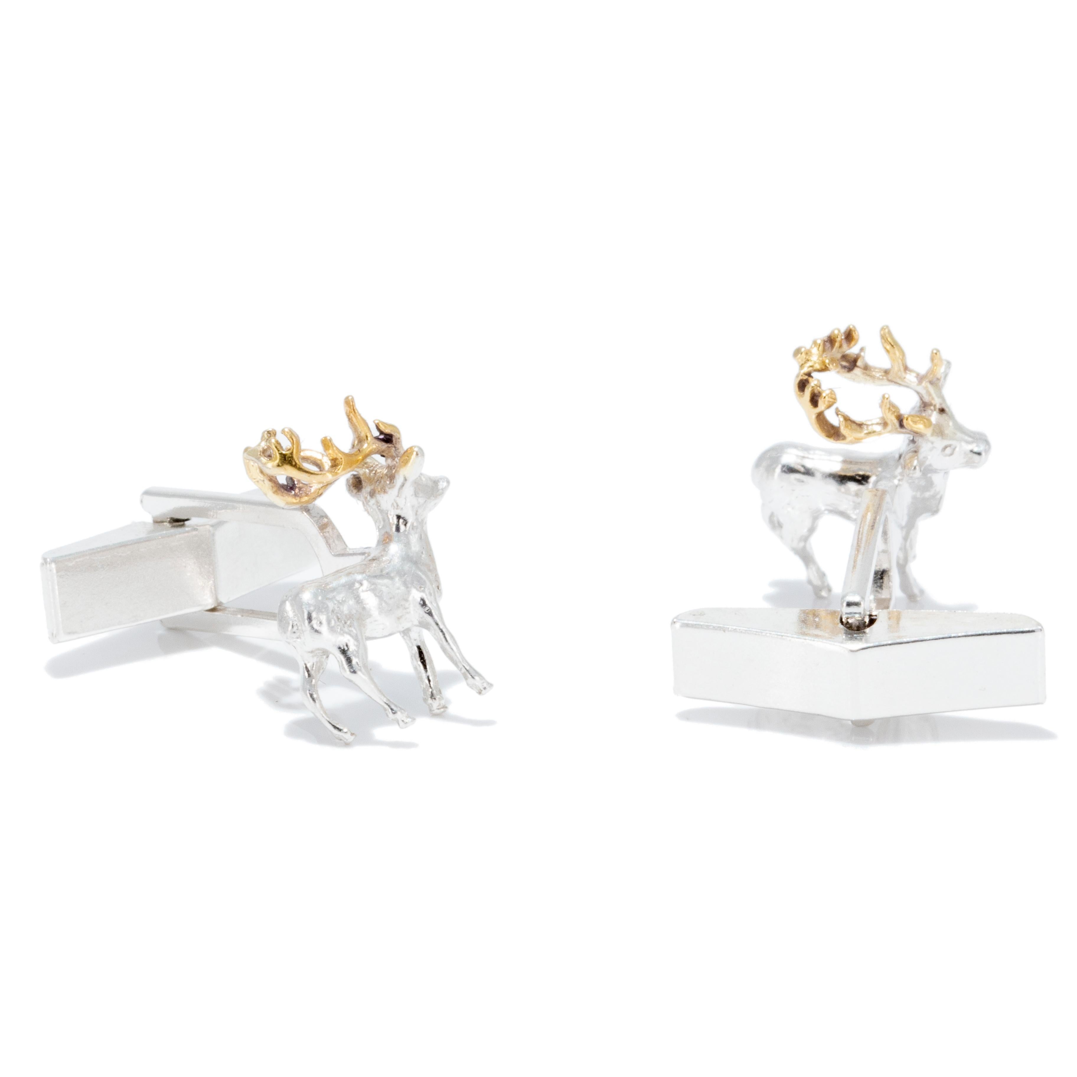 Stag Cufflinks in 18 Karat Gold on Sterling Silver In New Condition For Sale In London, GB