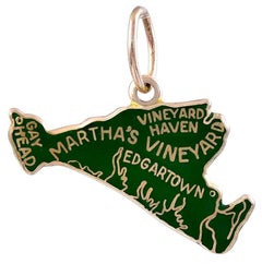 Vintage Enamel Gold Martha
s Vineyard Charm