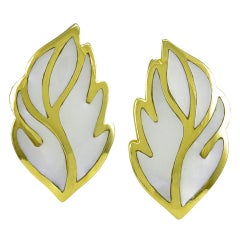 Tiffany & Co. Leaf Mother-of-Pearl Gold Earrings