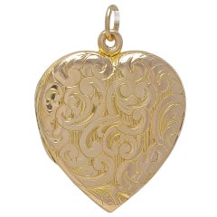 Antique Figural Gold Heart Locket