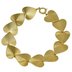 Gold Heart Link Bracelet 1