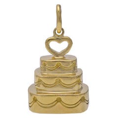 Tiffany & Co. Gold Wedding Cake Charm