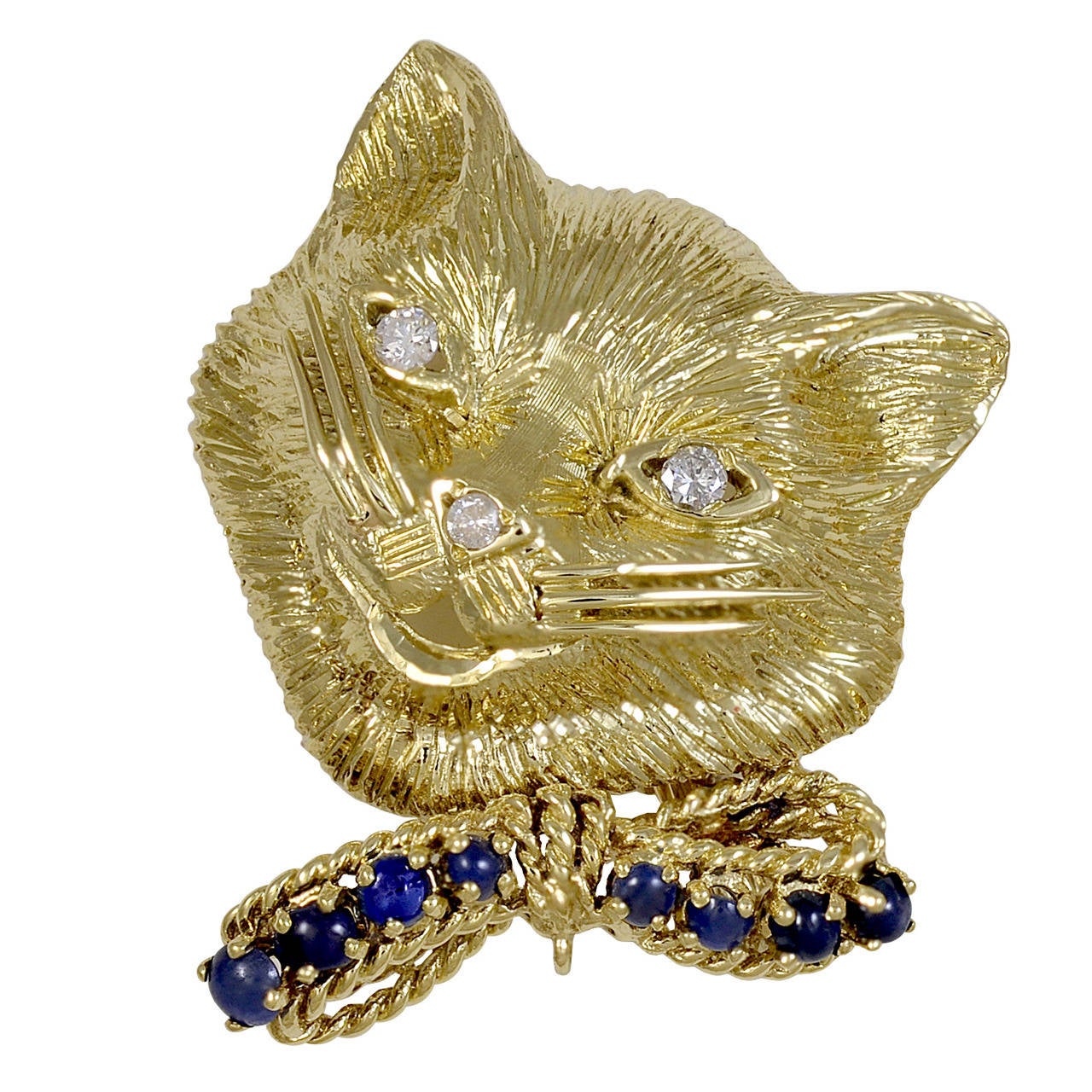 Diamond Sapphire Gold Cat Brooch For Sale at 1stdibs