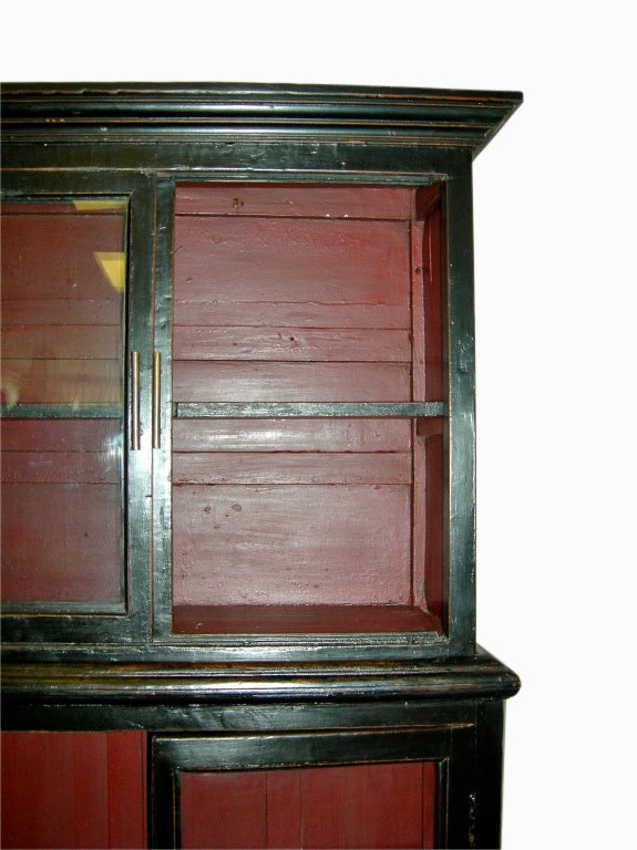 Classic English Bookcase at 1stdibs