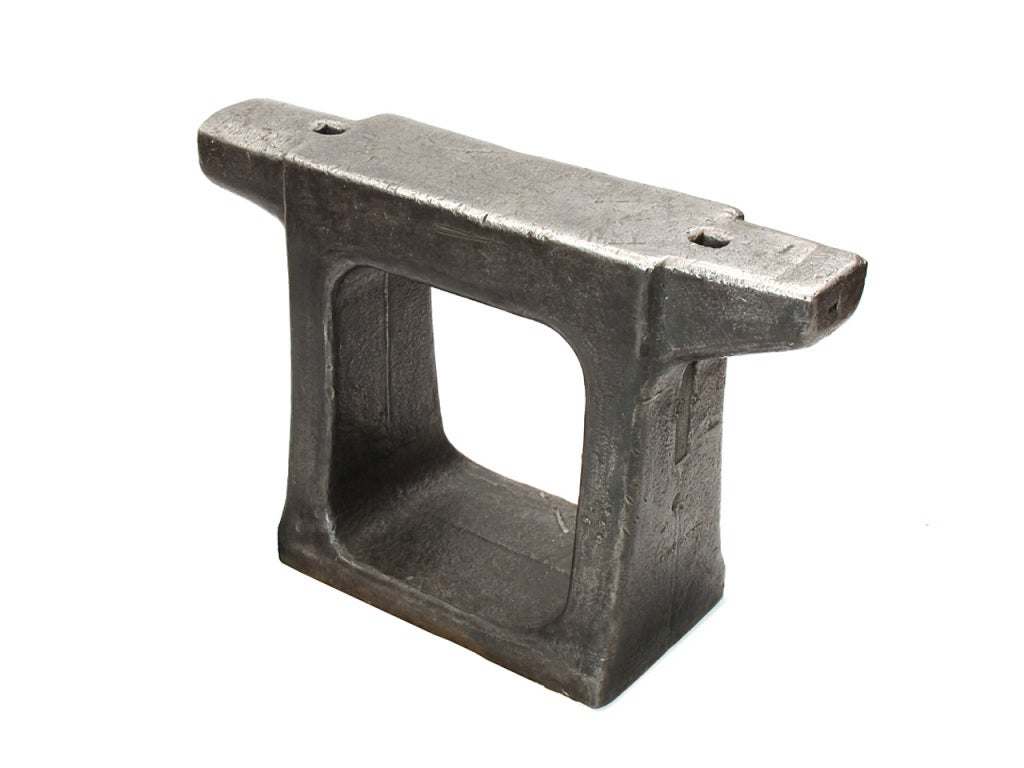 huge bridge anvil at 1stDibs bridge anvil for sale, large anvil for sale
