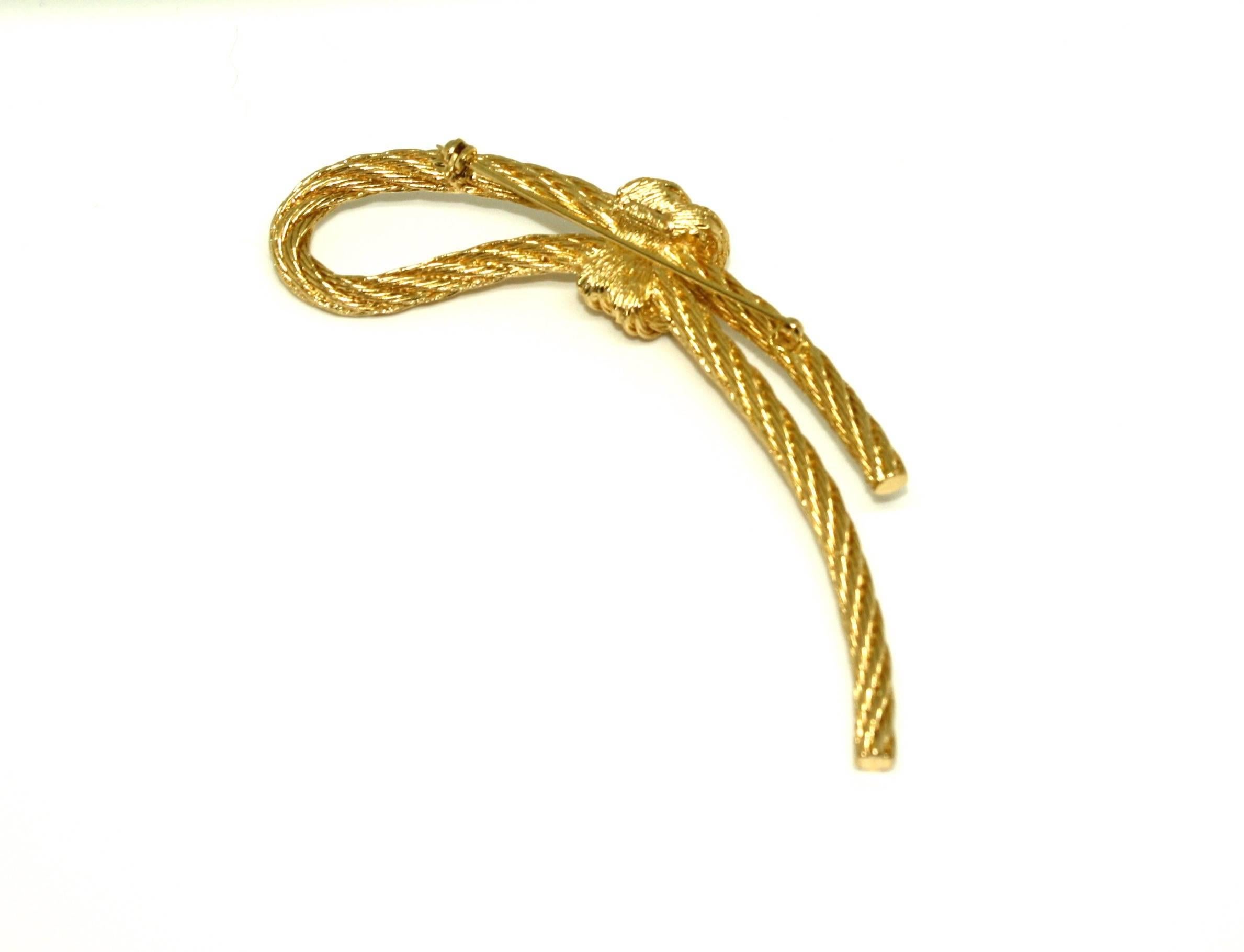 Contemporary Gold Plated Knot Brooch by Christian Dior For Sale