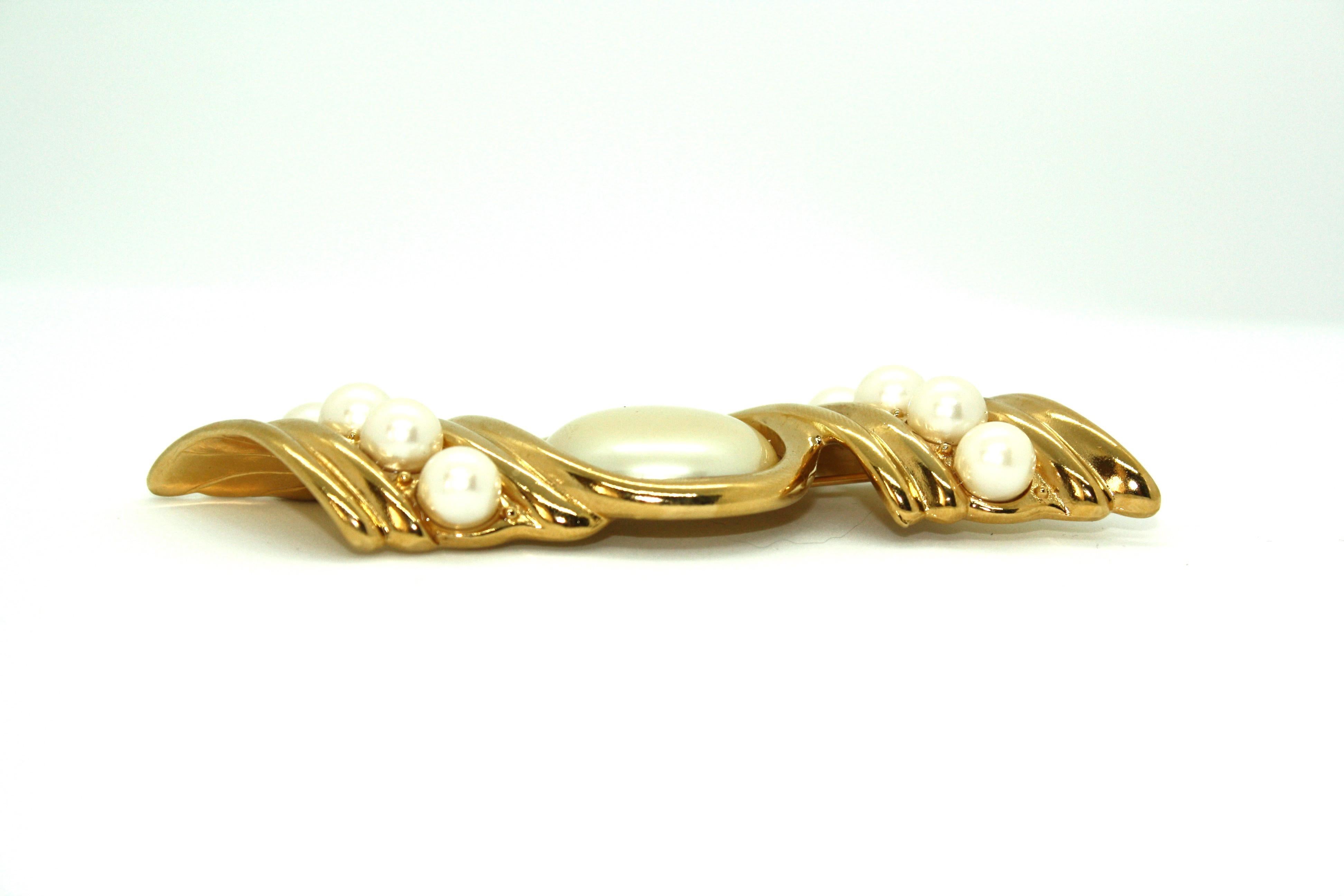 Women's Large Pearl Brooch by Yves St Laurent For Sale