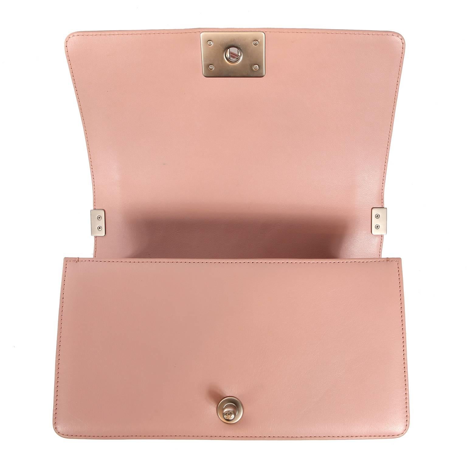 Women's Chanel Blush Pink Leather Medium Boy Bag