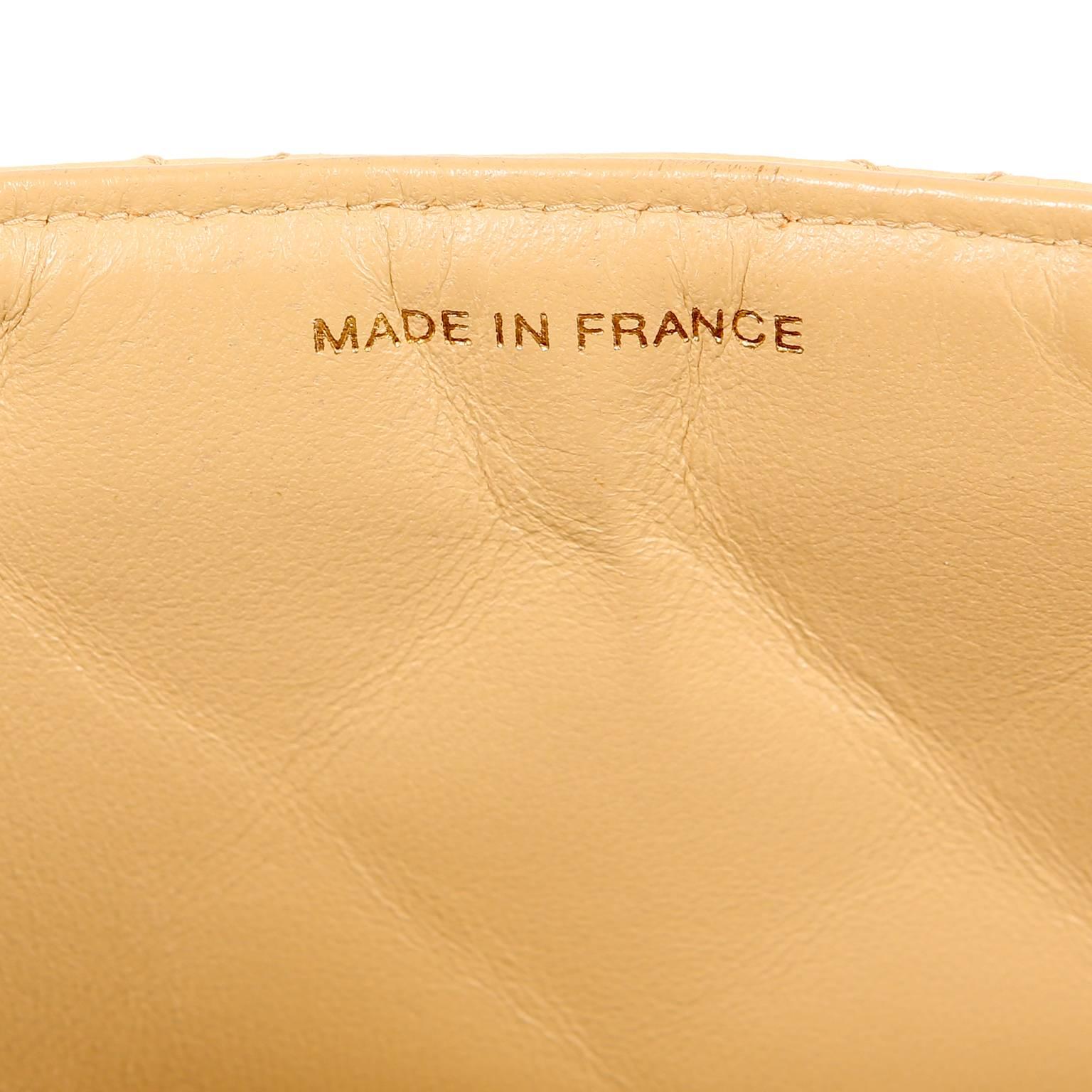 Chanel Beige Lambskin and Bakelite Vintage Classic Flap Bag 9