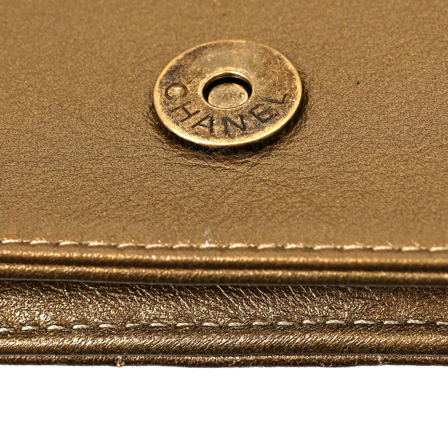 Chanel Paris Byzance Bronze Leder-Abendtasche mit Juwelen aus Bronze im Angebot 12