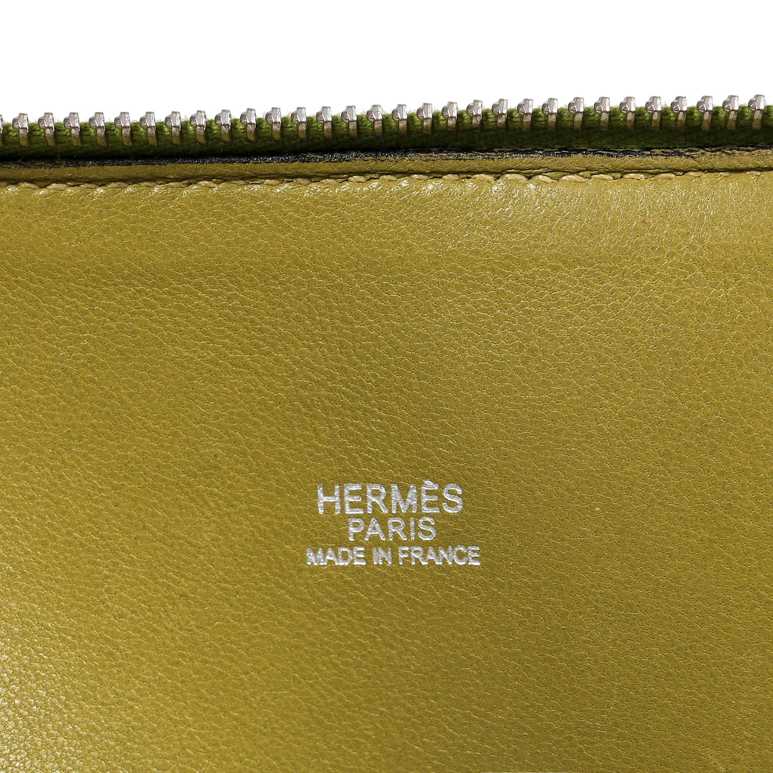 Women's Hermes Vert Anis Clemence 27 cm Bolide Bag