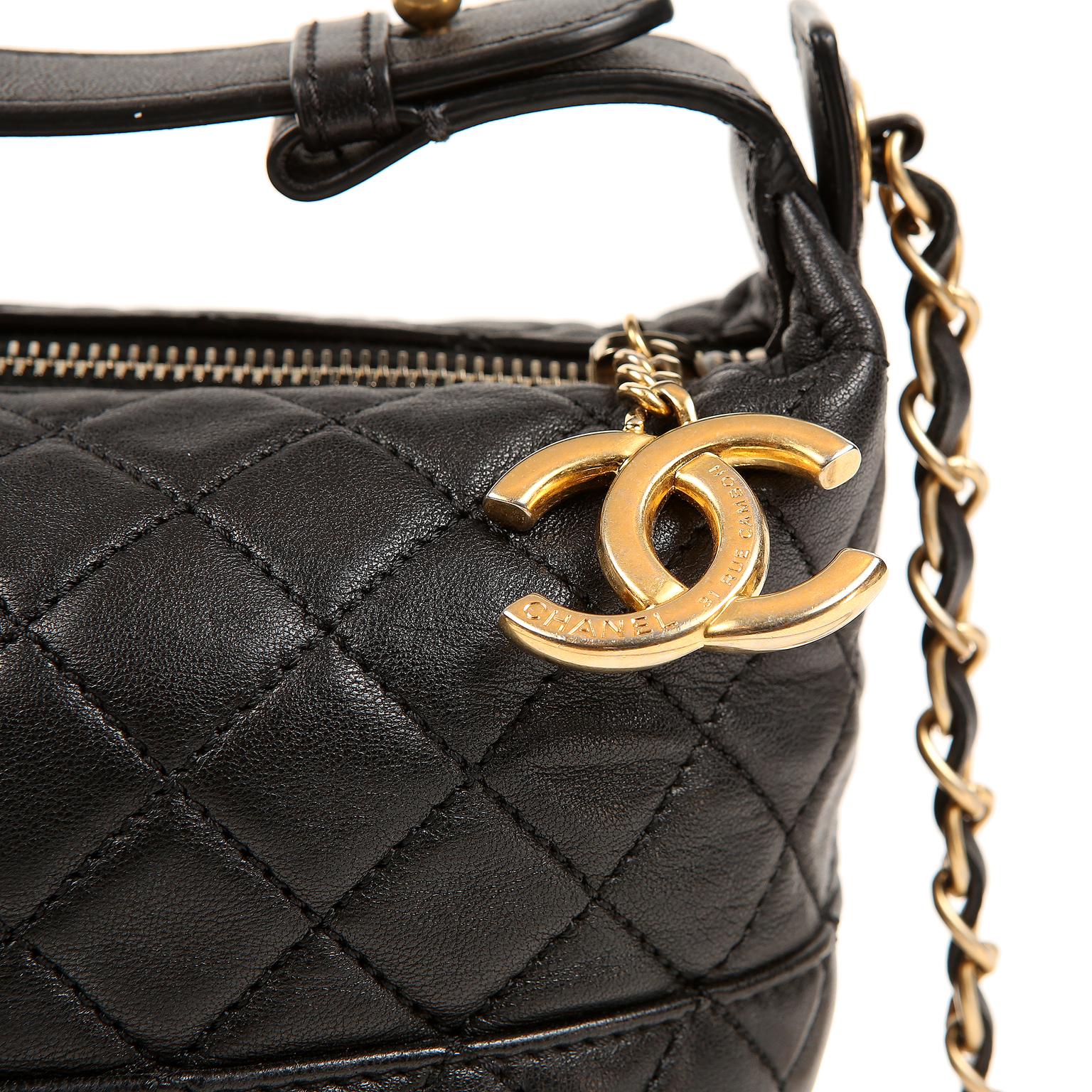 black quilted crossbody purse