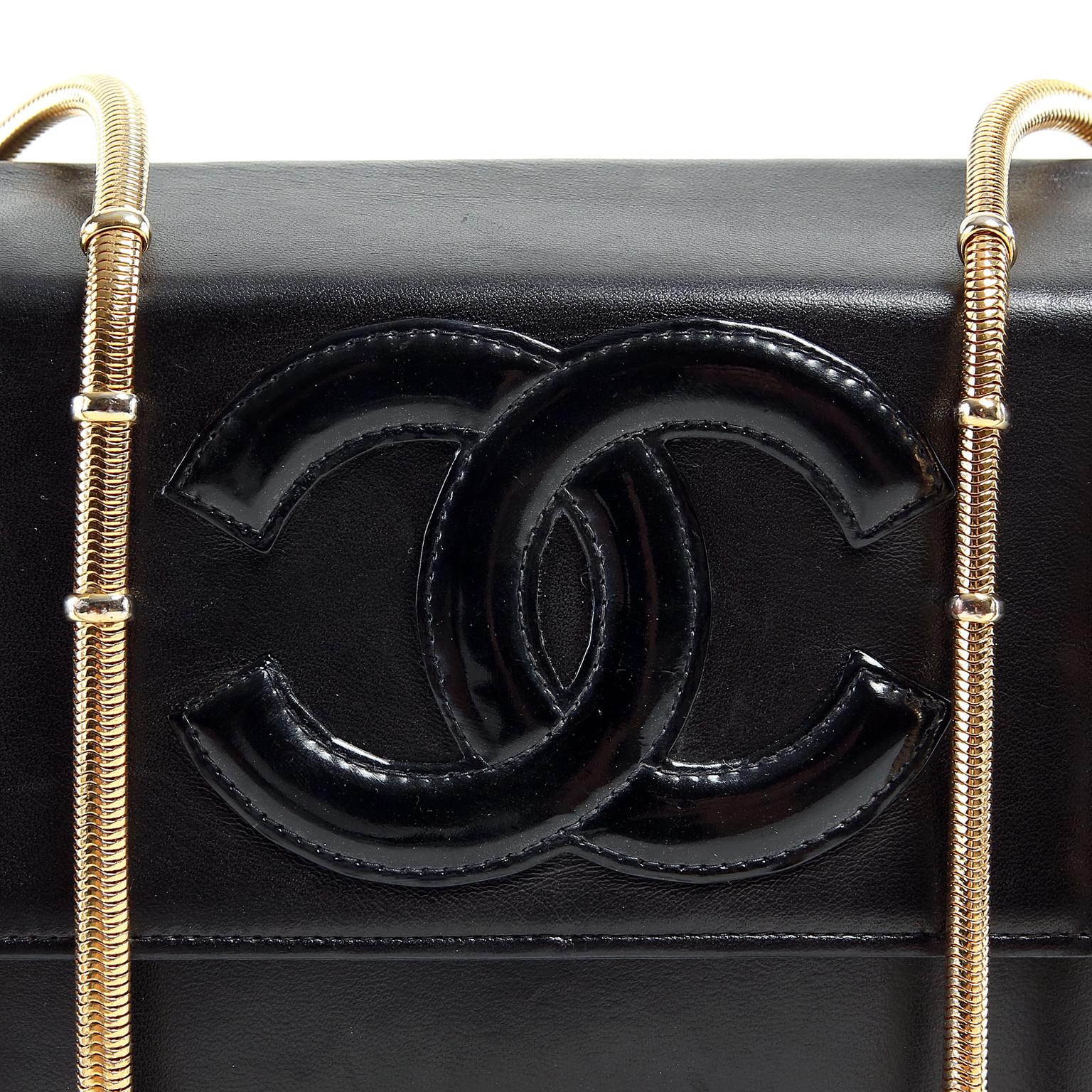 Chanel Vintage Black Leather Snake Chain Bag In Excellent Condition In Palm Beach, FL