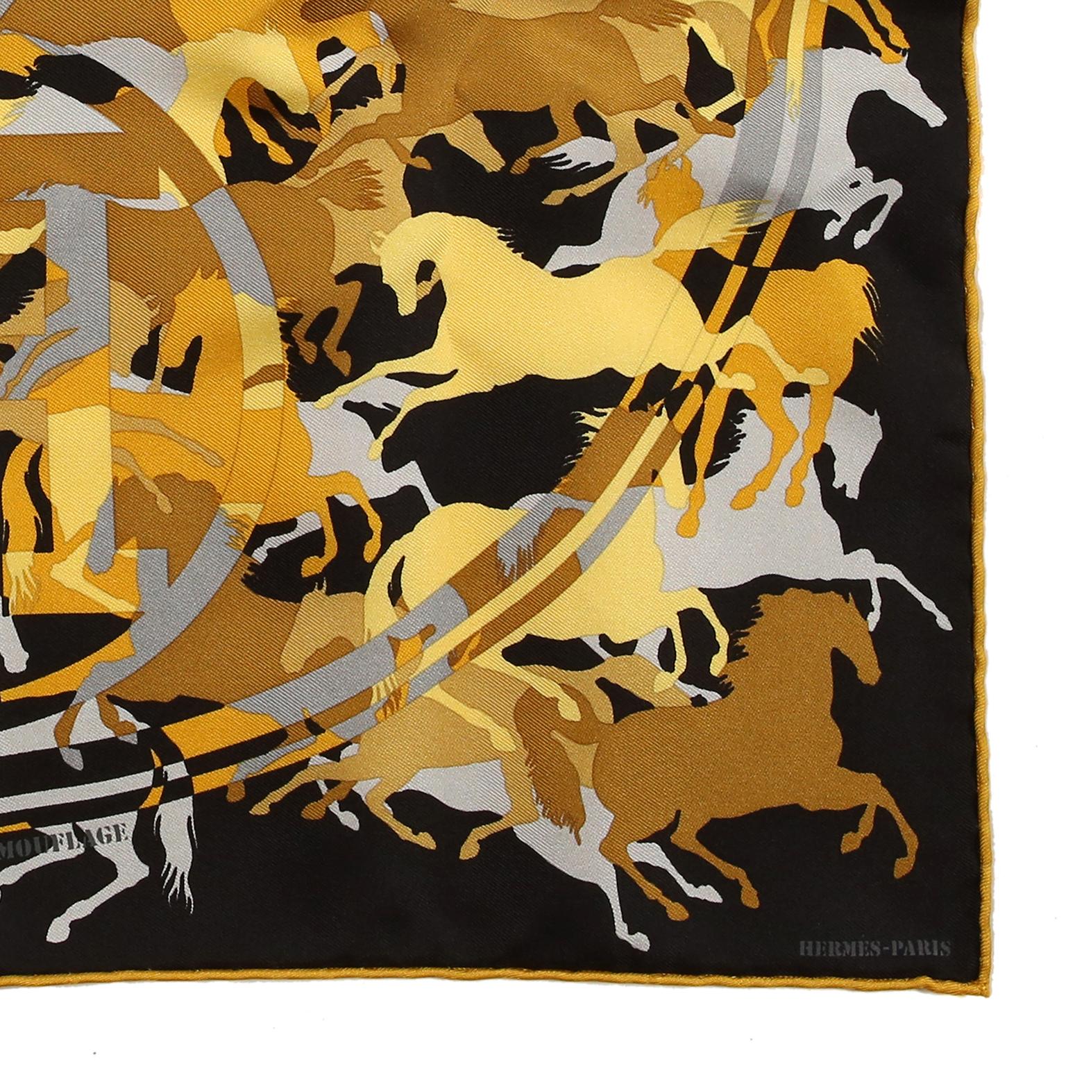 Hermes Ex Libris en Camouflage Pochette Silk Scarf In New Condition In Palm Beach, FL
