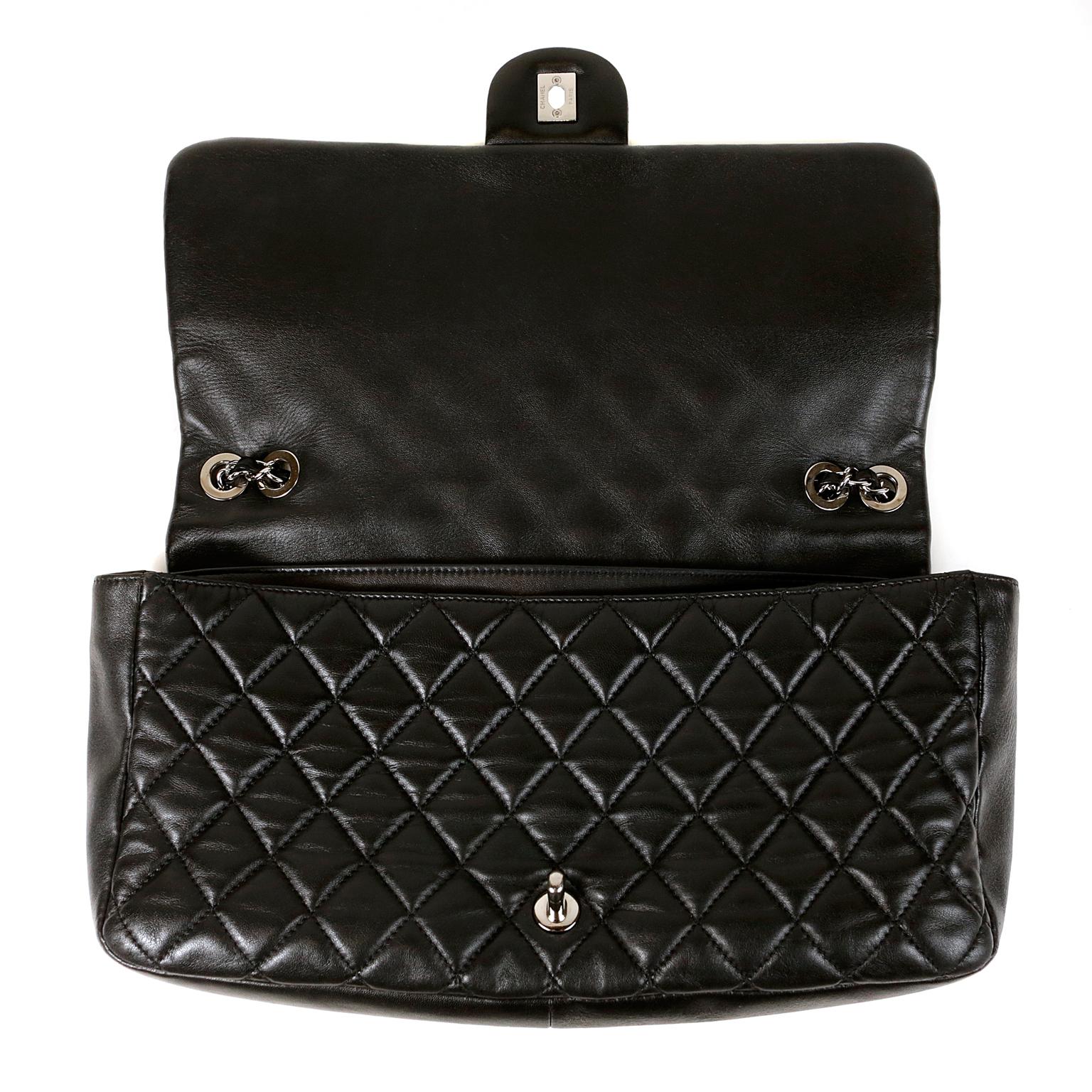 Chanel Schwarz Leder Jumbo Coco Regen Klappe Tasche 4