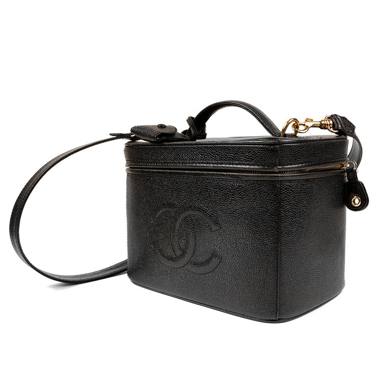 Chanel Black Caviar Vintage Vanity Case Handbag at 1stDibs chanel