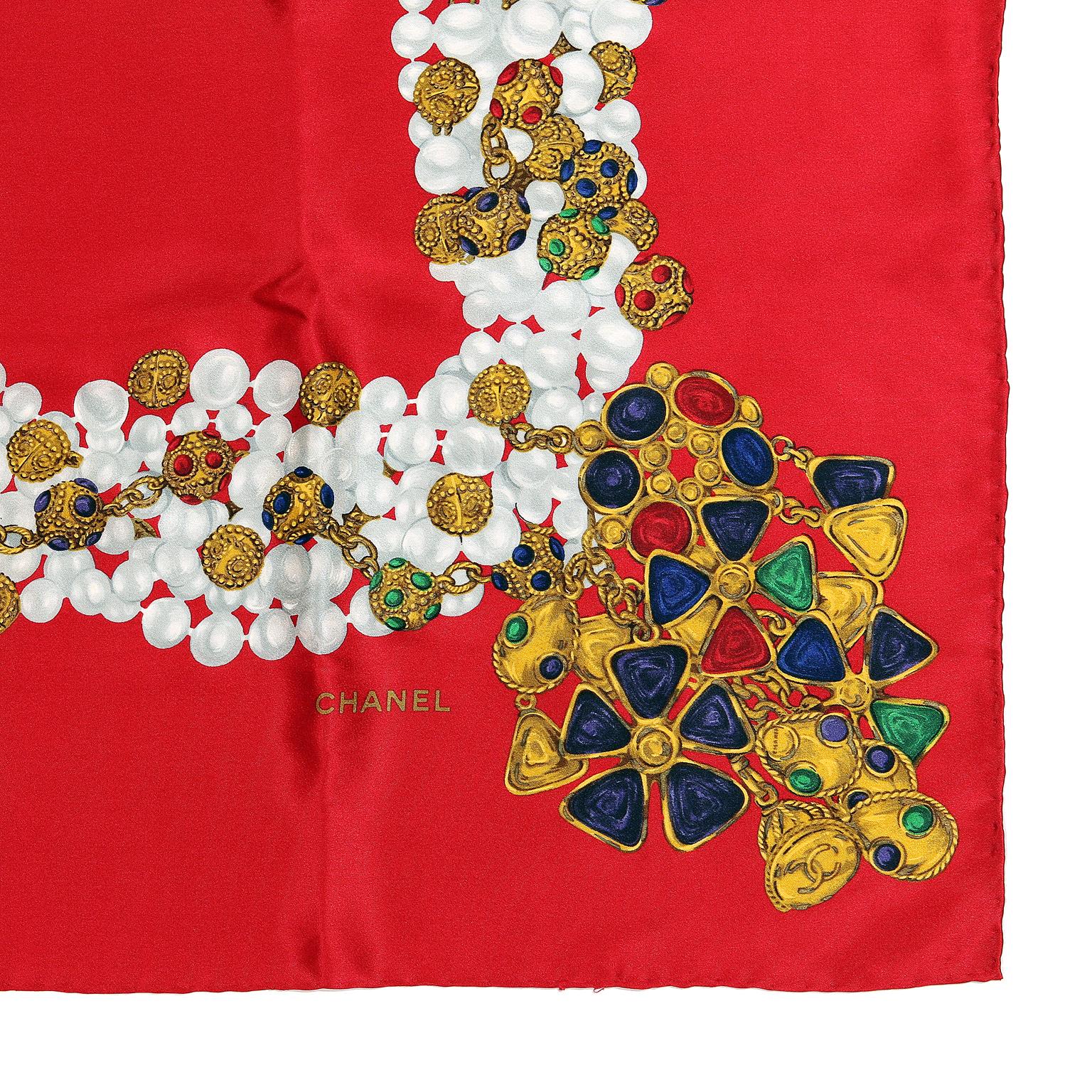 Chanel Red Silk Gripoix Scarf - Pristine
Bright red background features a pearl and jewel encrusted Chanel costume necklace.
Measurements:  34” x 34”
A406