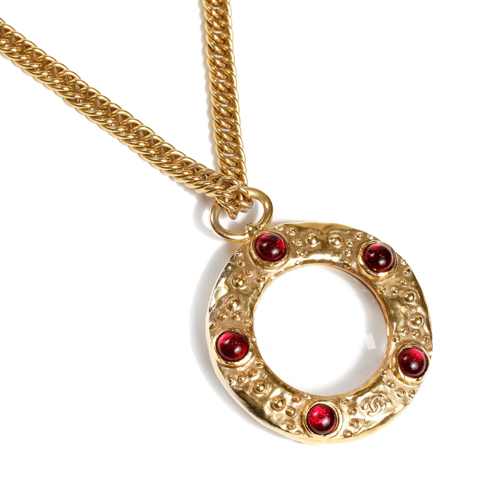 Chanel Gripoix Monocle Vintage Necklace- 1980's In Good Condition In Palm Beach, FL