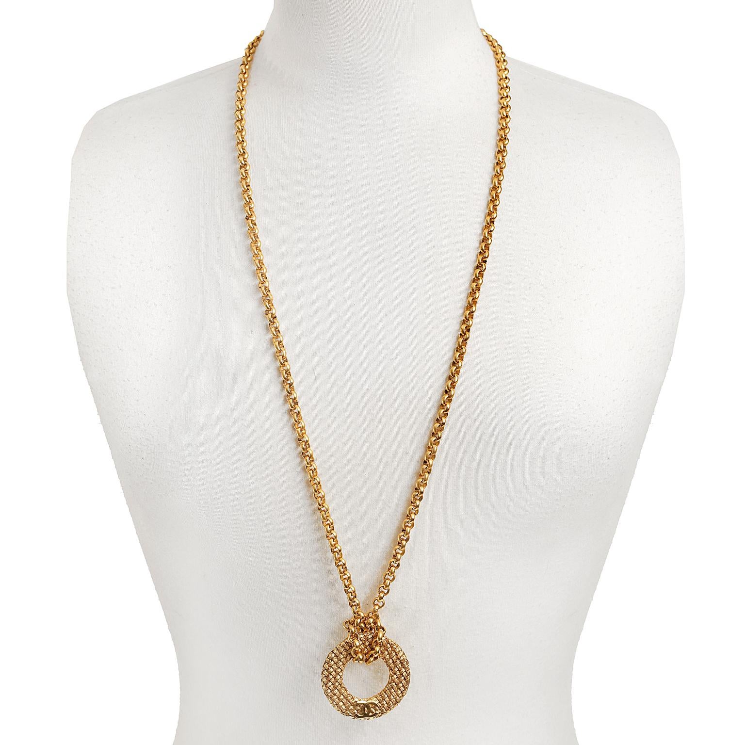 Chanel Vintage Gold Plated Medallion Long Chain Necklace In Good Condition In Palm Beach, FL