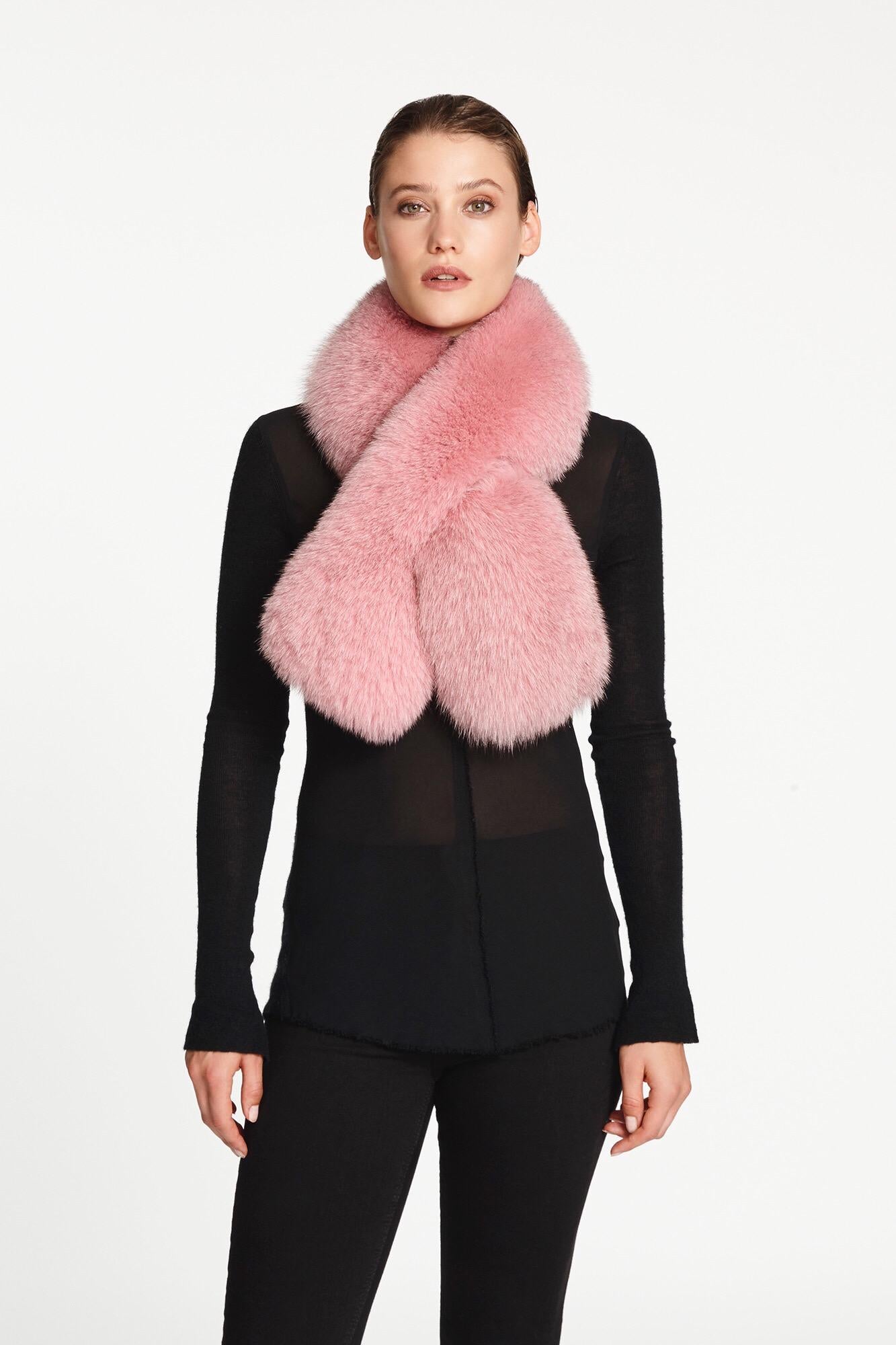 Verheyen London Lapel Cross-through Collar in Rose Petal in Fox Fur 1