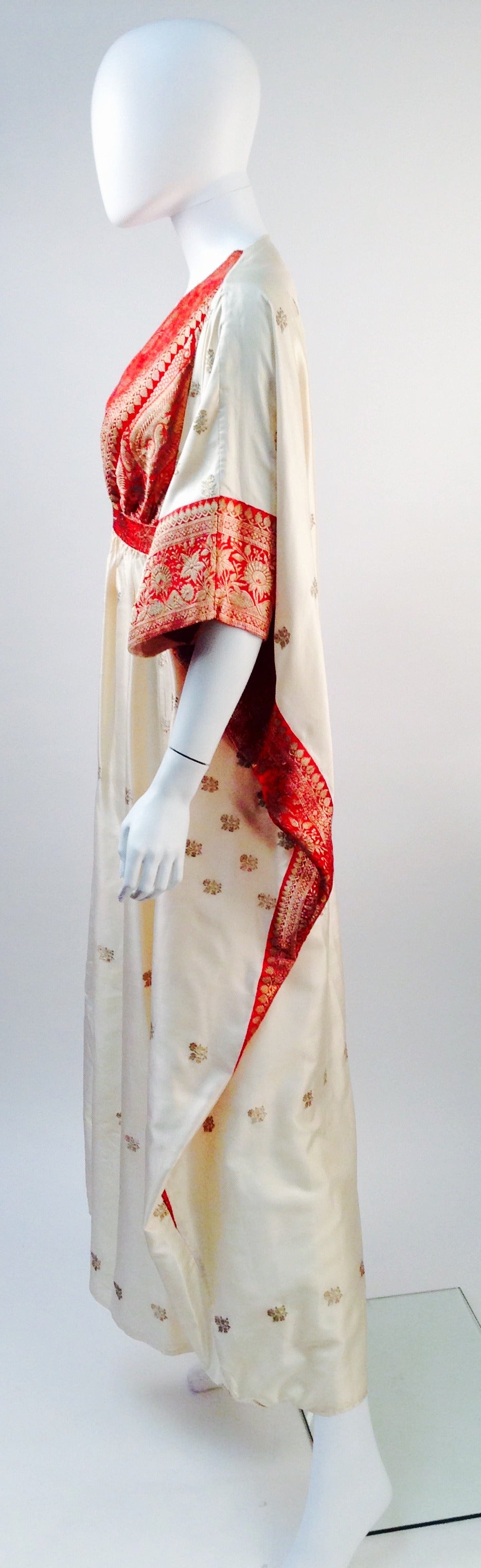 Beige Raksha Silk Kaftan, 1970s For Sale